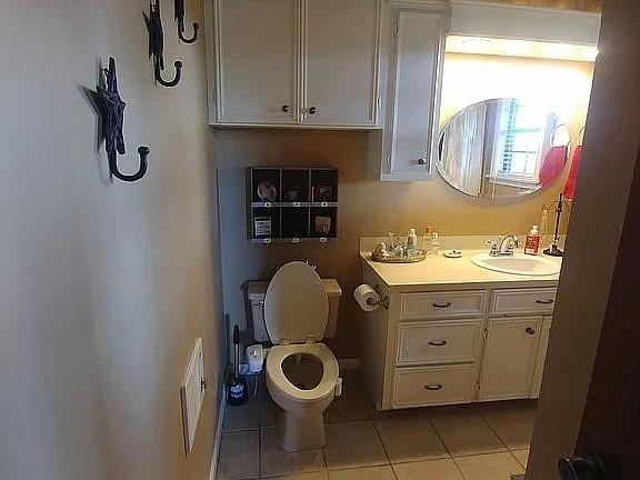 105 Red Tip Ln, Brenham, TX 77833