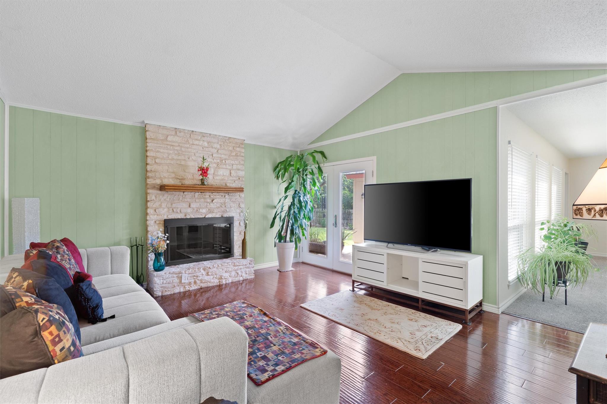 13215 Woodthorpe St, Austin, TX 78729