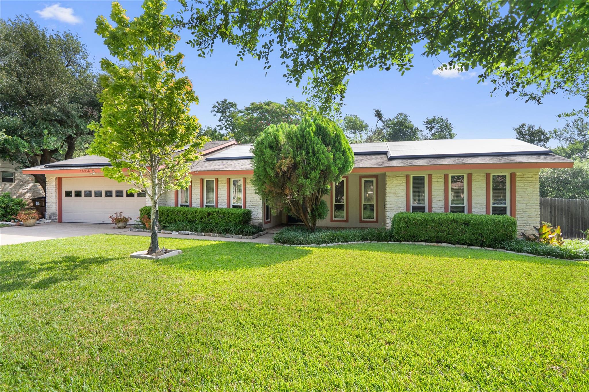 13215 Woodthorpe St, Austin, TX 78729