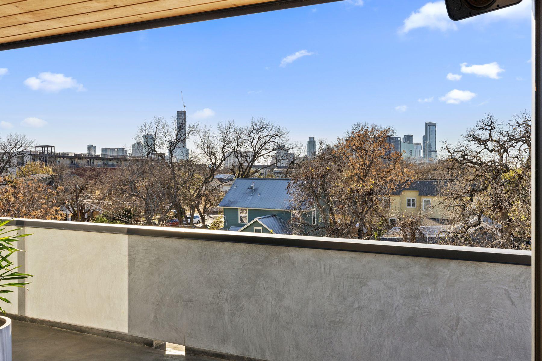 1304 Comal St, Austin, TX 78702