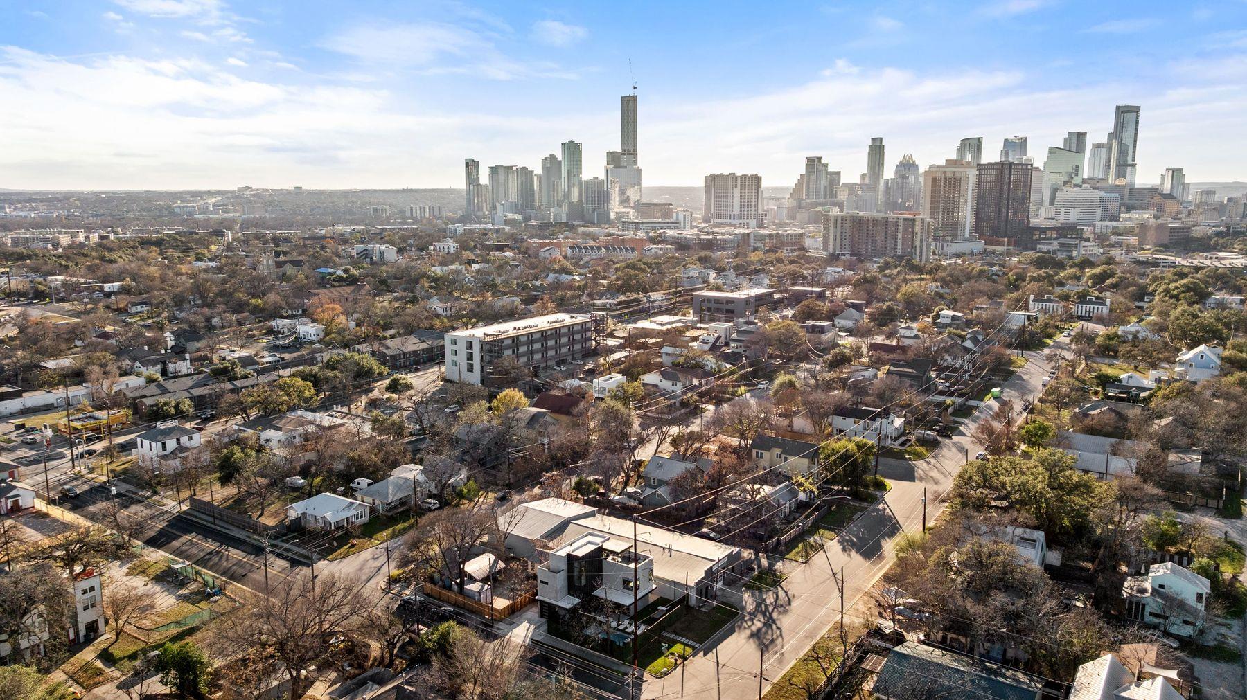 1304 Comal St, Austin, TX 78702