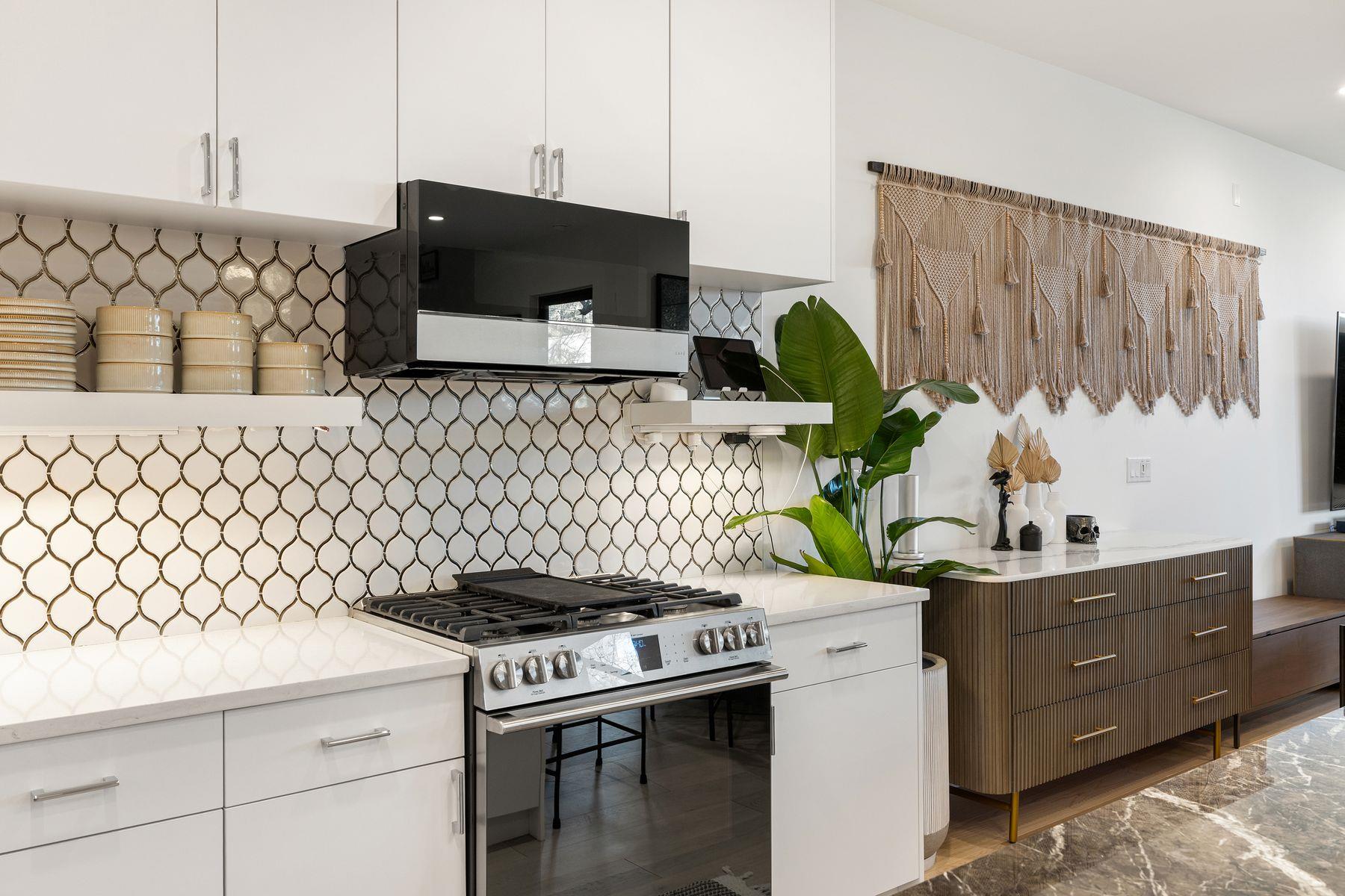 1304 Comal St, Austin, TX 78702