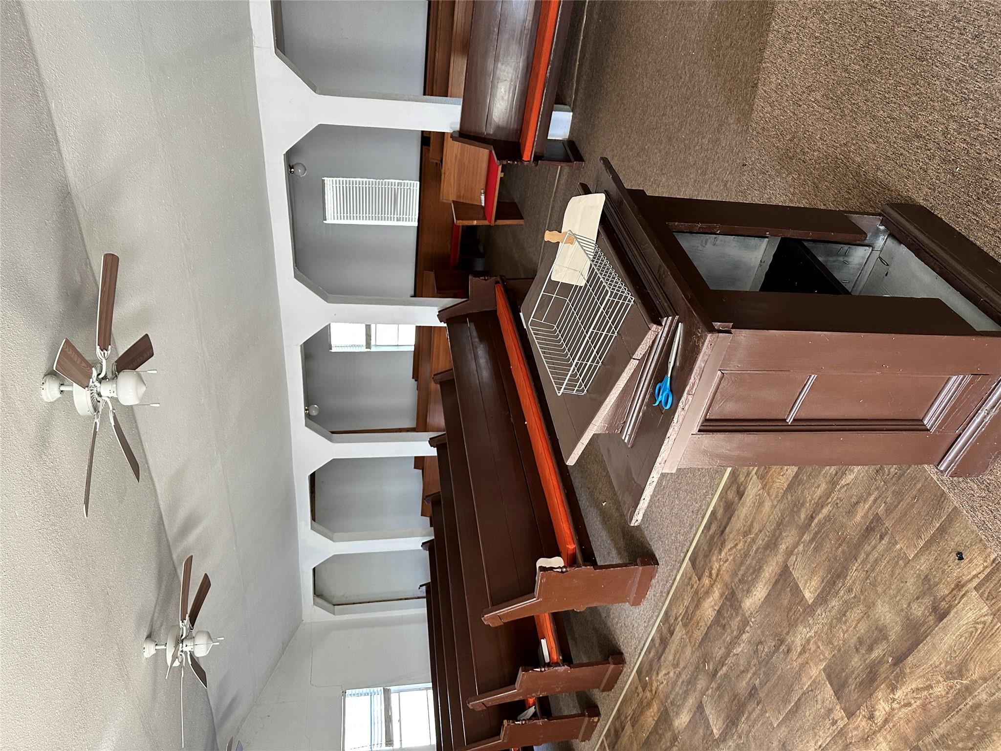 125 2nd Ave, Taylor, TX 76574