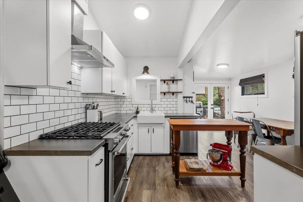 153 Old Wingo Pl, McDade, TX 78650