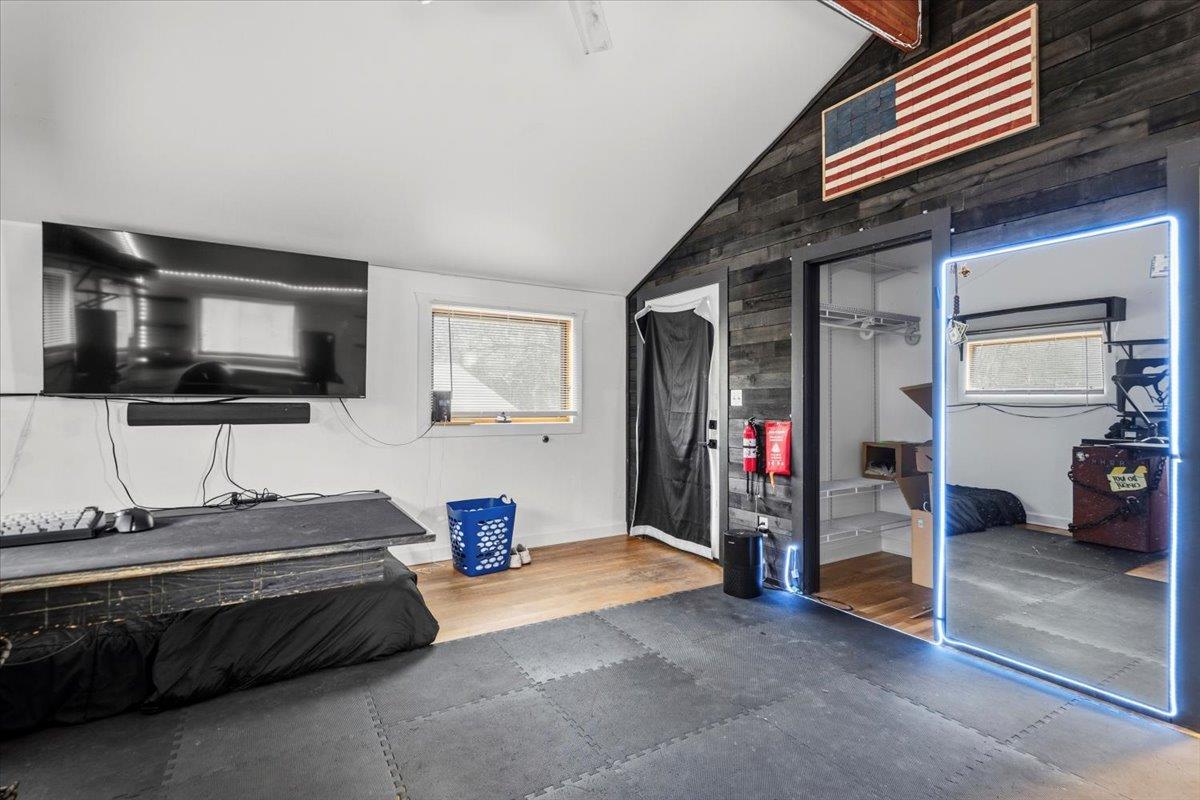 153 Old Wingo Pl, McDade, TX 78650