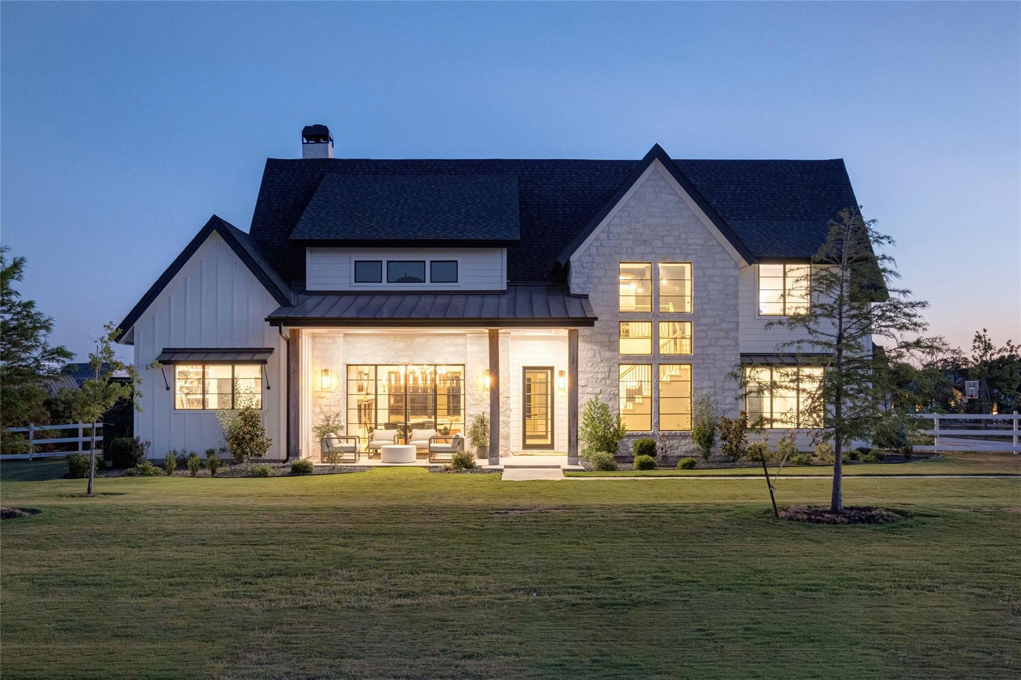 559 Cypress Springs Dr, Driftwood, TX 78619