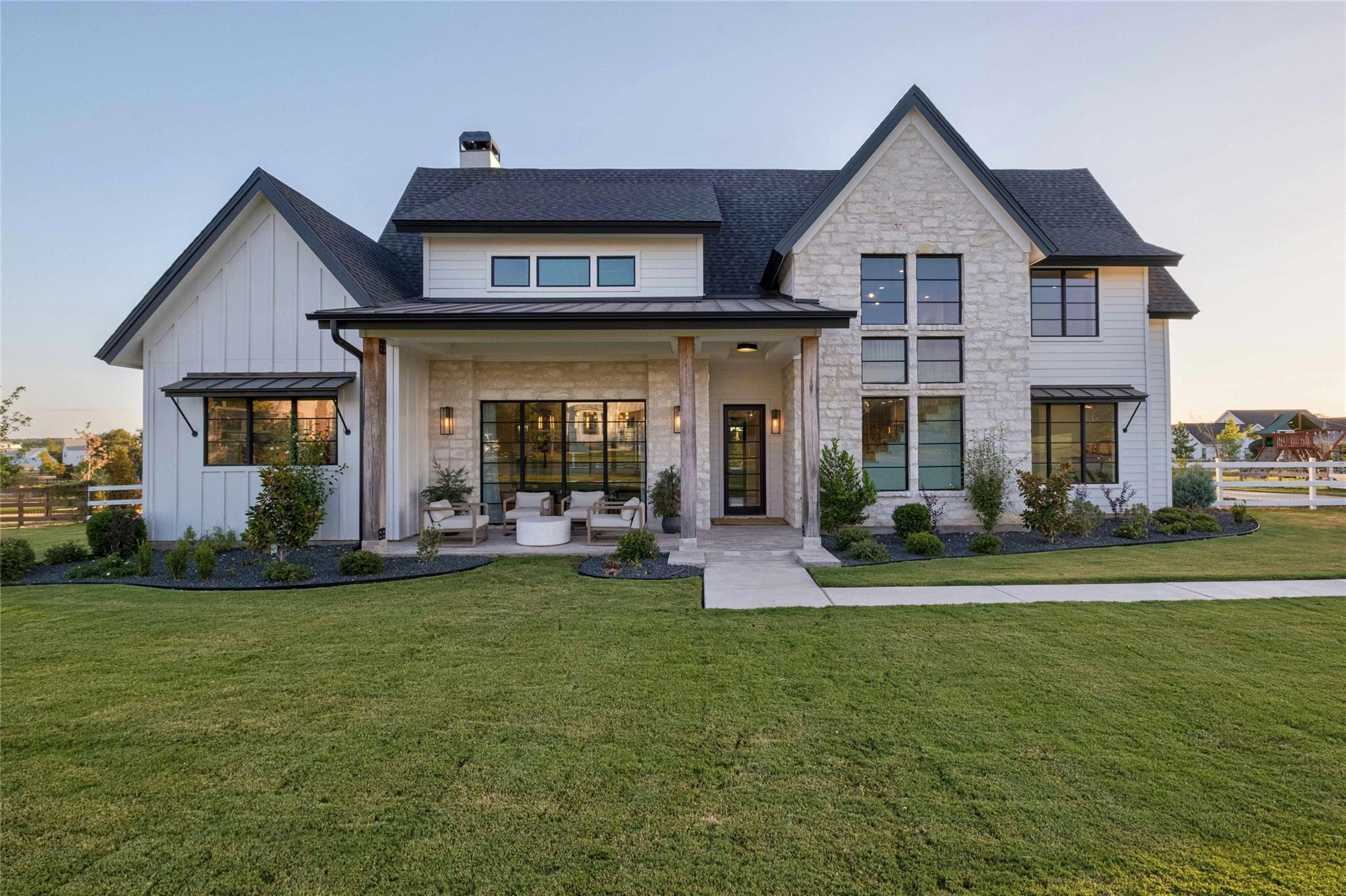 559 Cypress Springs Dr, Driftwood, TX 78619