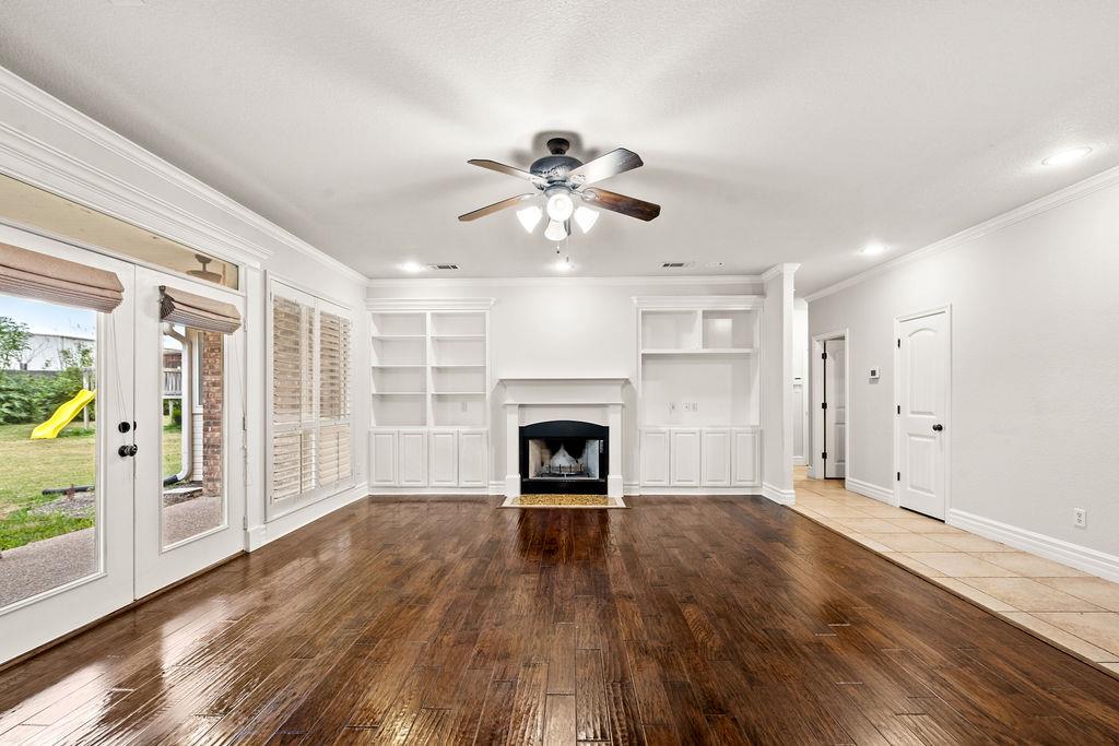 365 Green Park Dr, Belton, TX 76513