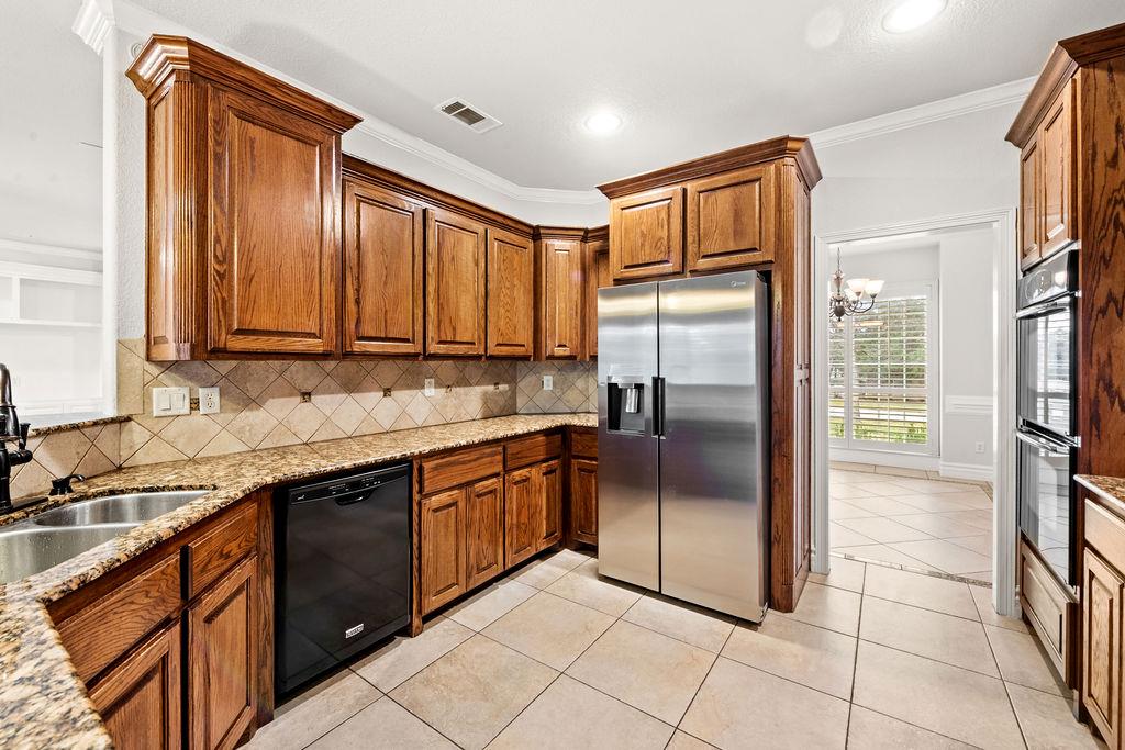 365 Green Park Dr, Belton, TX 76513