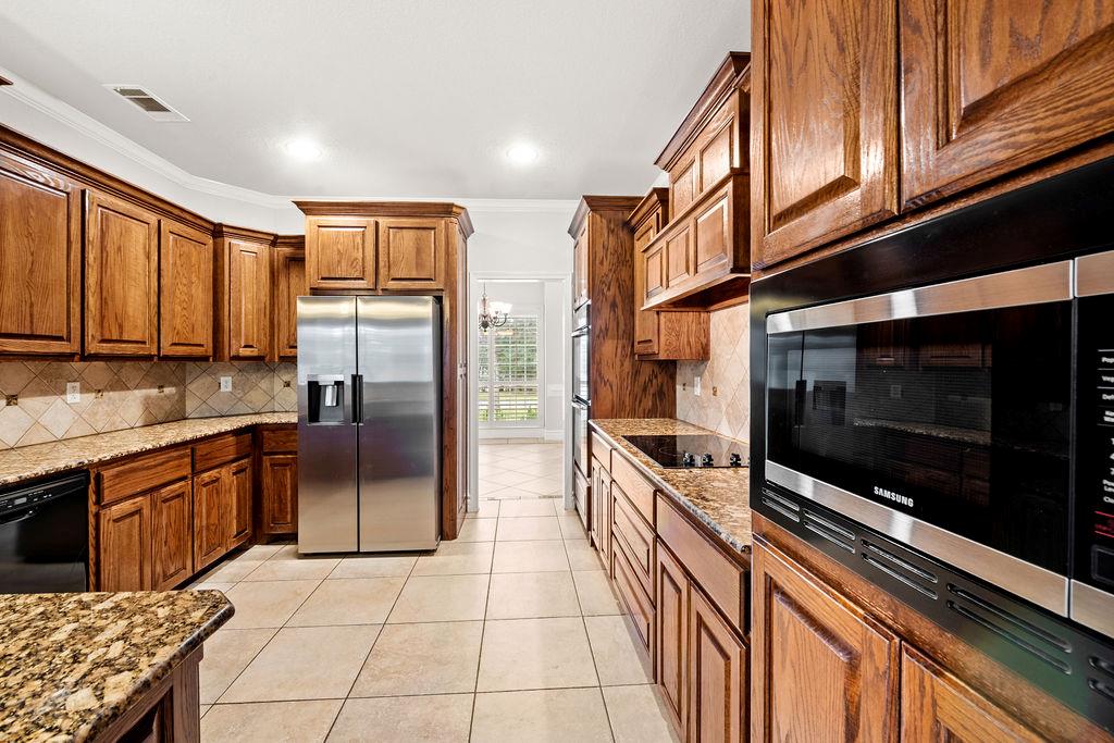 365 Green Park Dr, Belton, TX 76513