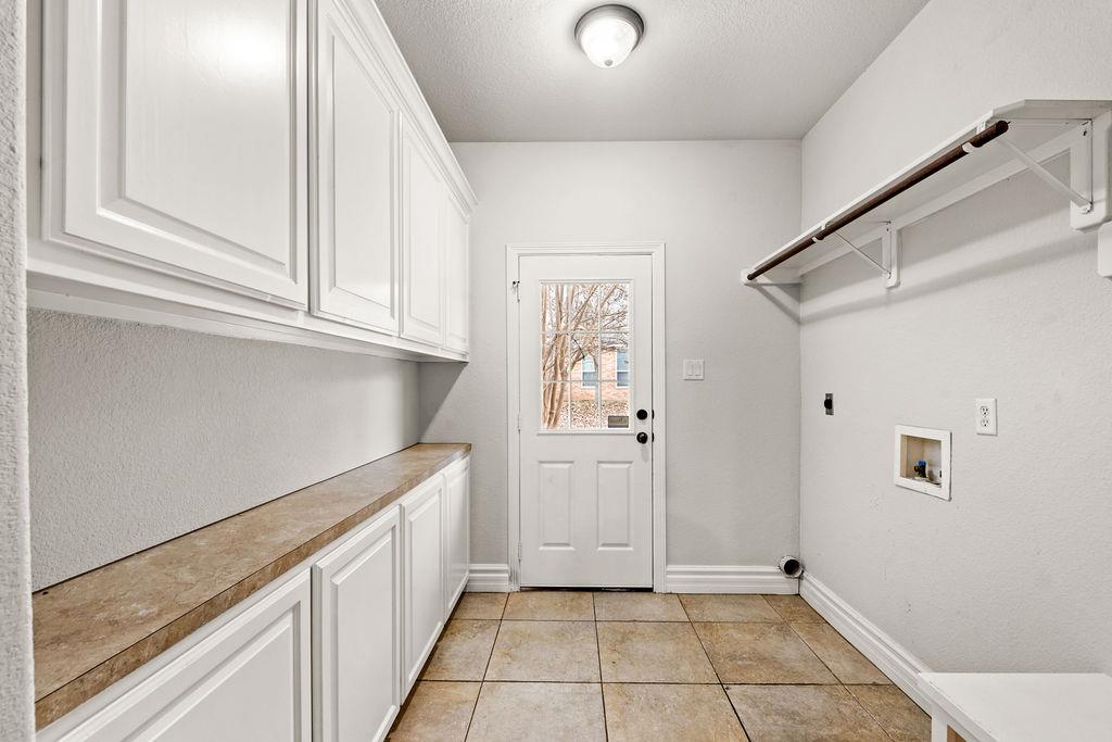 365 Green Park Dr, Belton, TX 76513