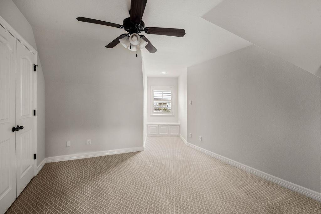 365 Green Park Dr, Belton, TX 76513