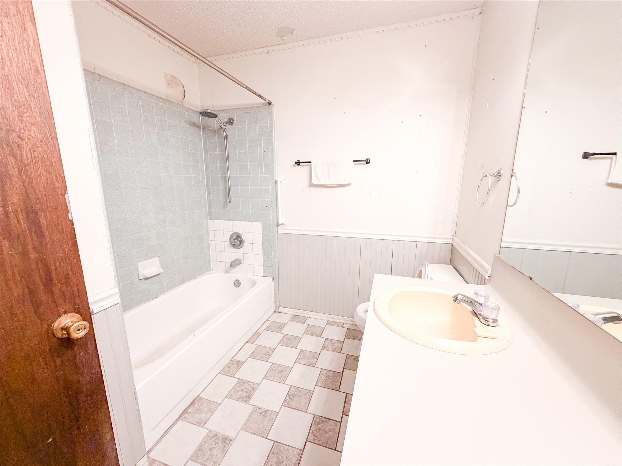 3125 Sikes Dr, Kempner, TX 76539