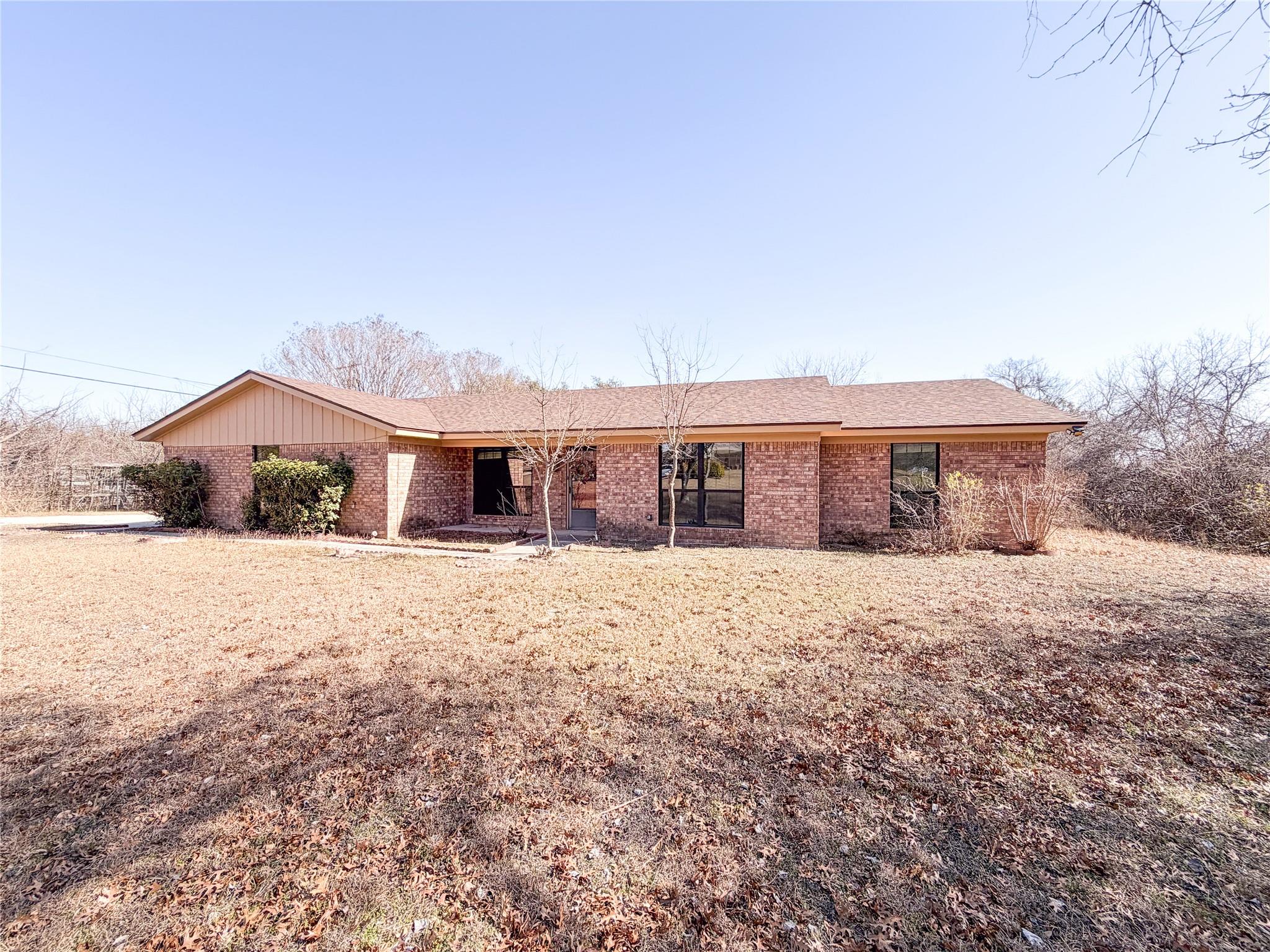 3125 Sikes Dr, Kempner, TX 76539