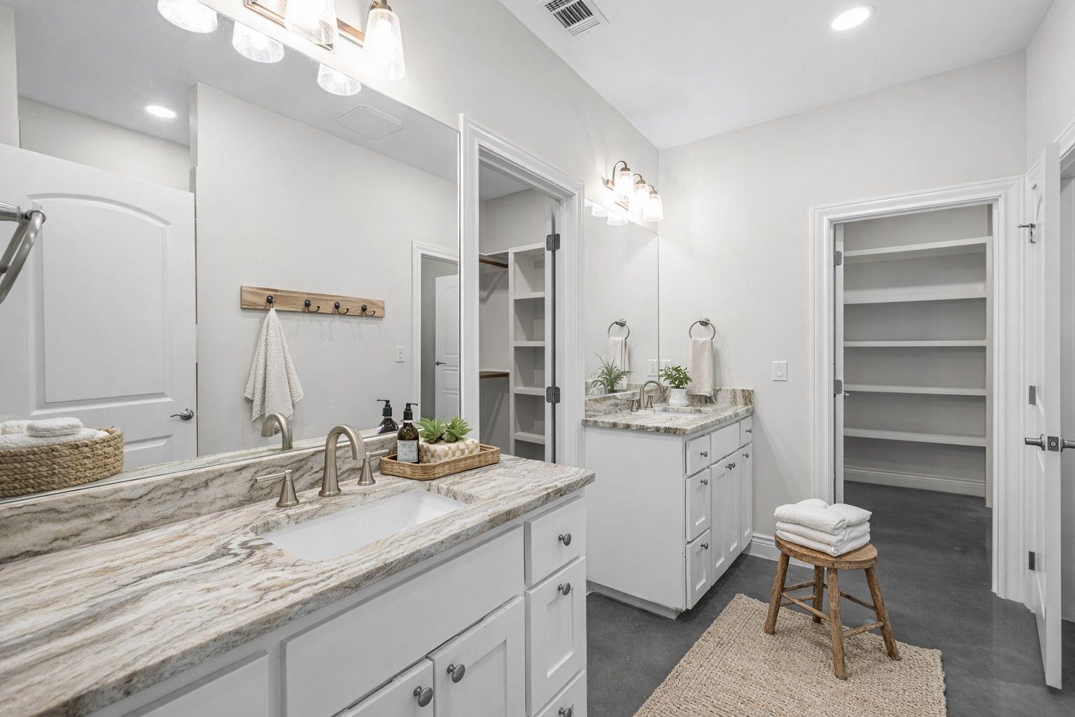 139 W Maple Dr, Granite Shoals, TX 78654