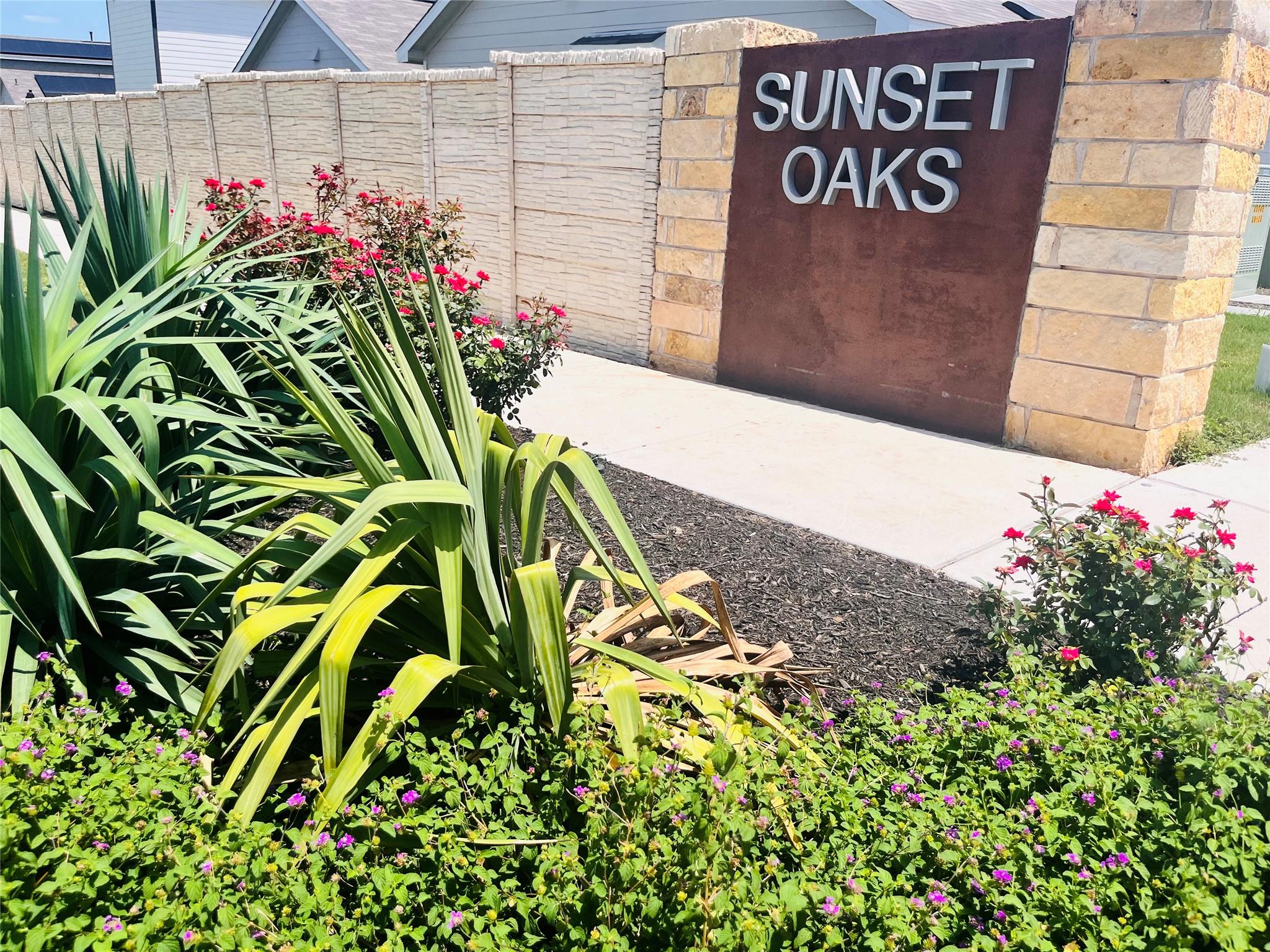 325 Geode Gln, San Marcos, TX 78656