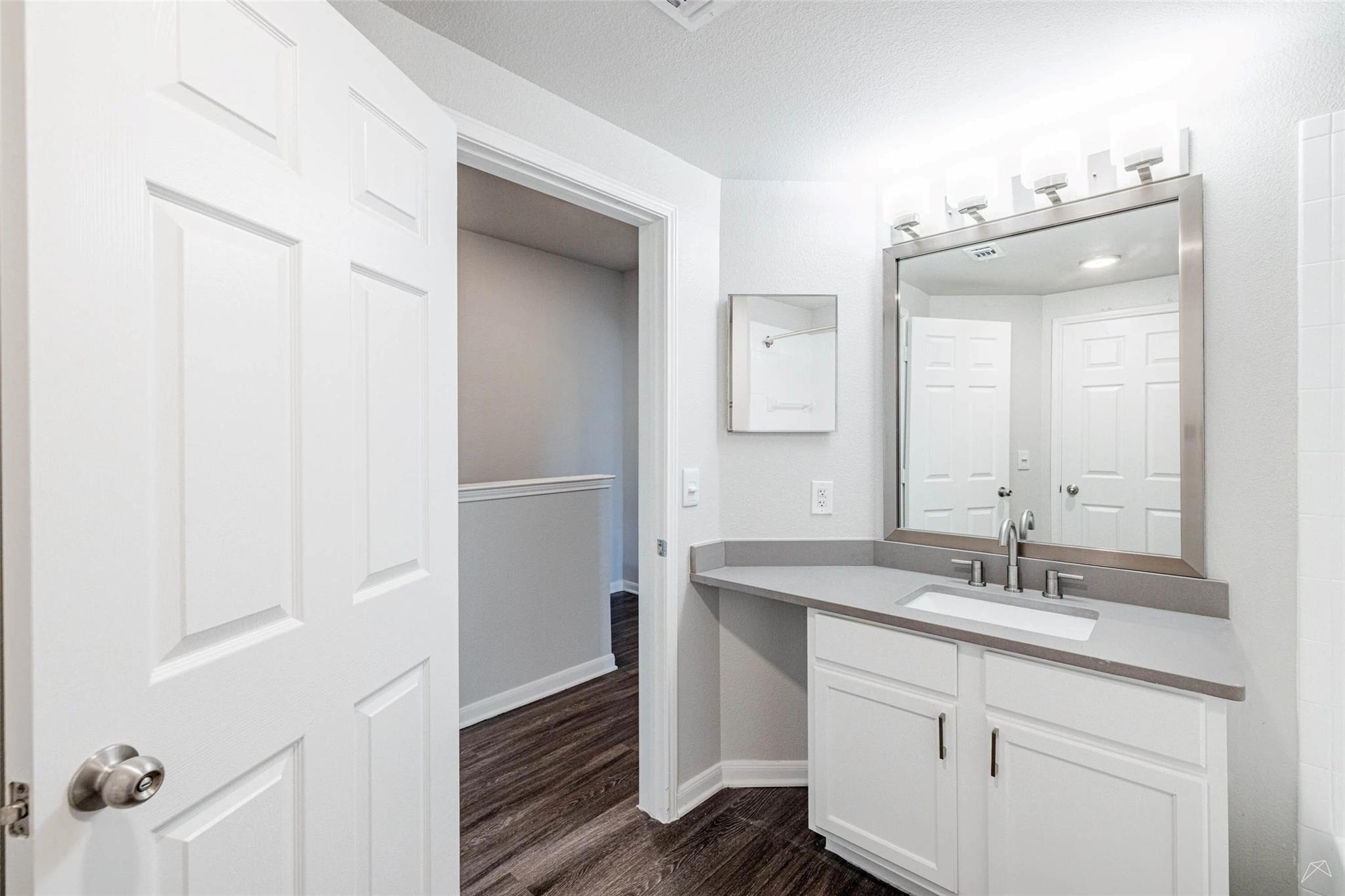 12215 Hunters Chase Dr # N-5204N, Austin, TX 78729