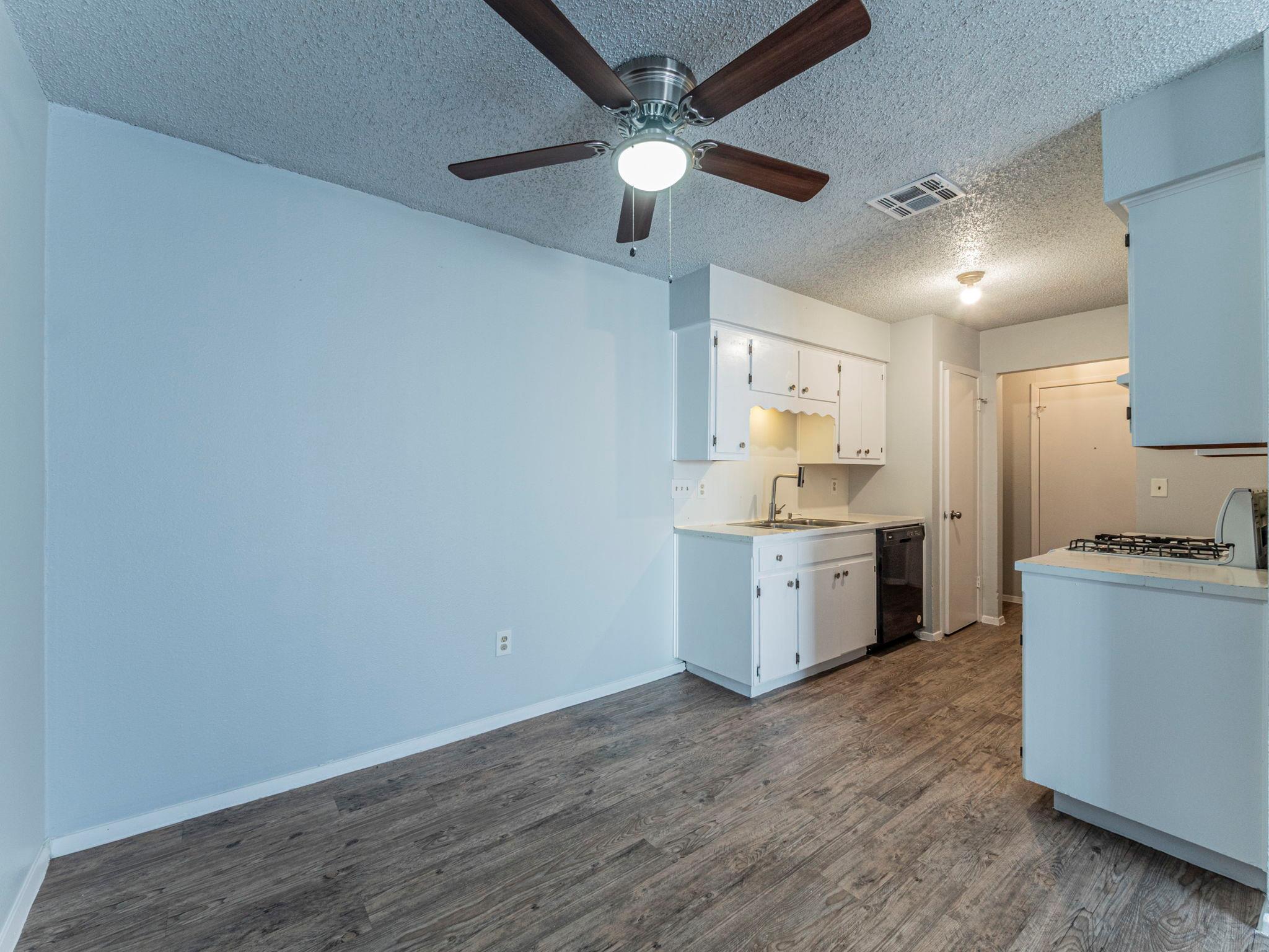 605 Misty Morning Way # B, Round Rock, TX 78664