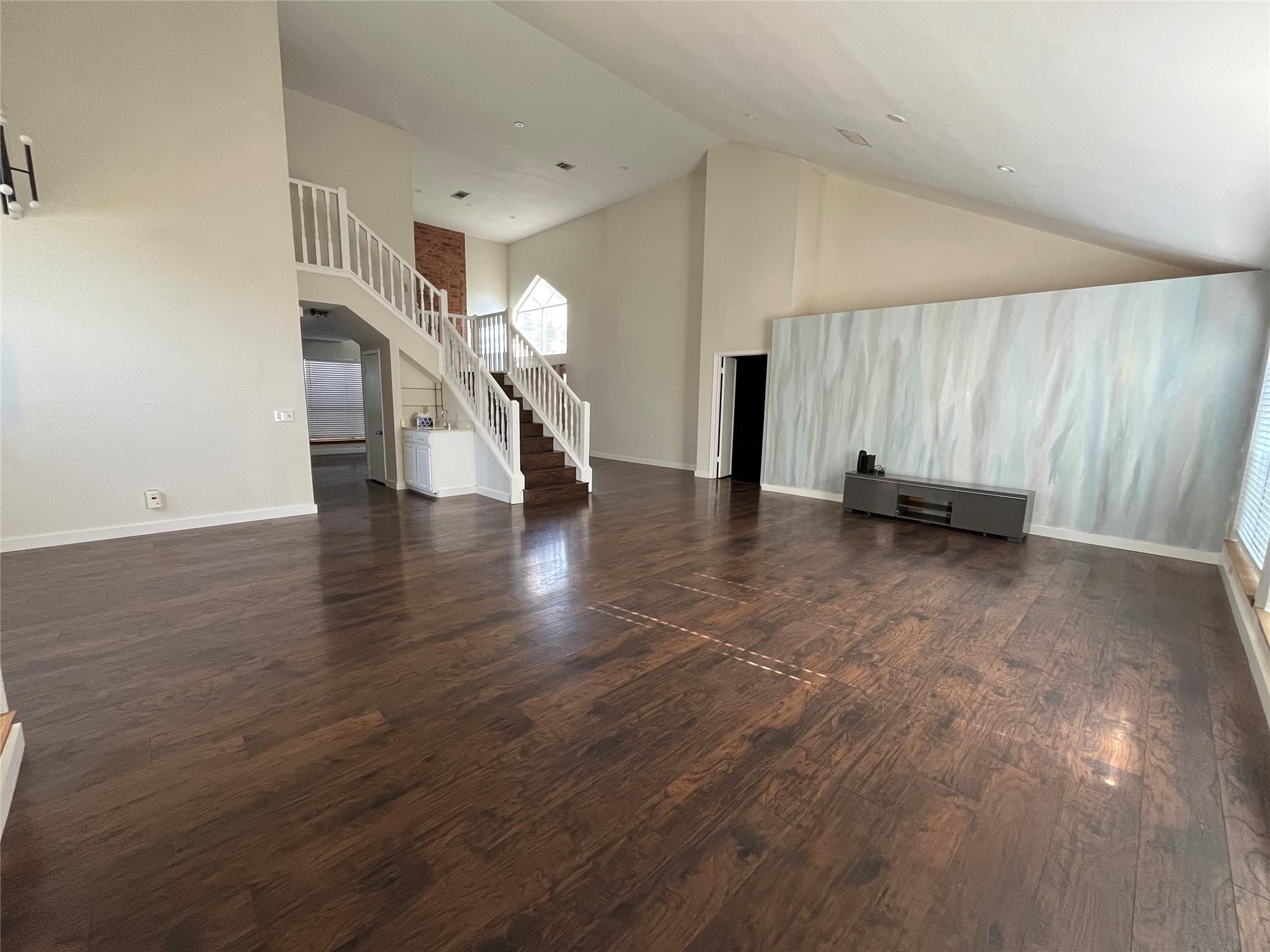 3108 Ammunition Dr, Austin, TX 78748