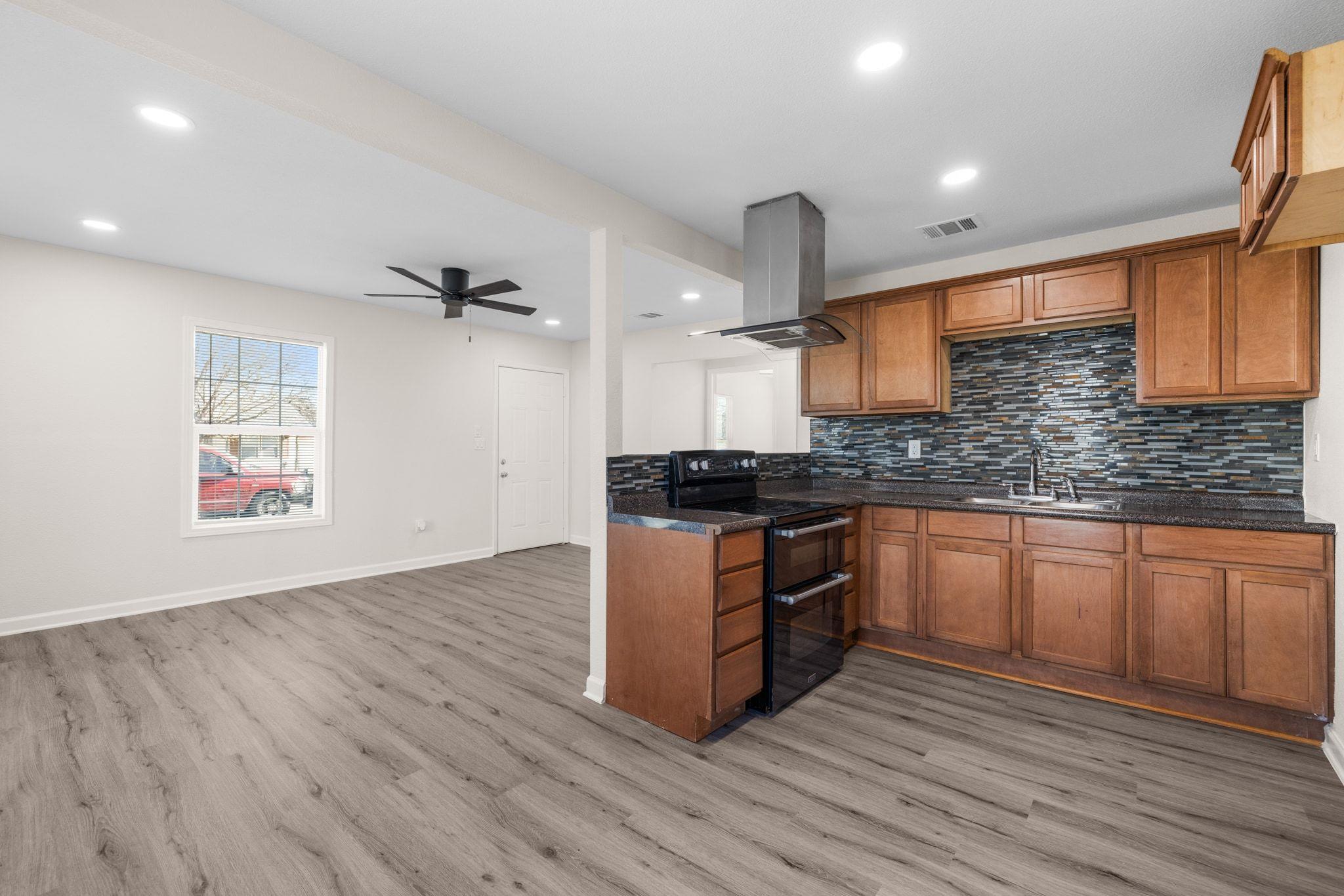 1308 S 45th St, Temple, TX 76504