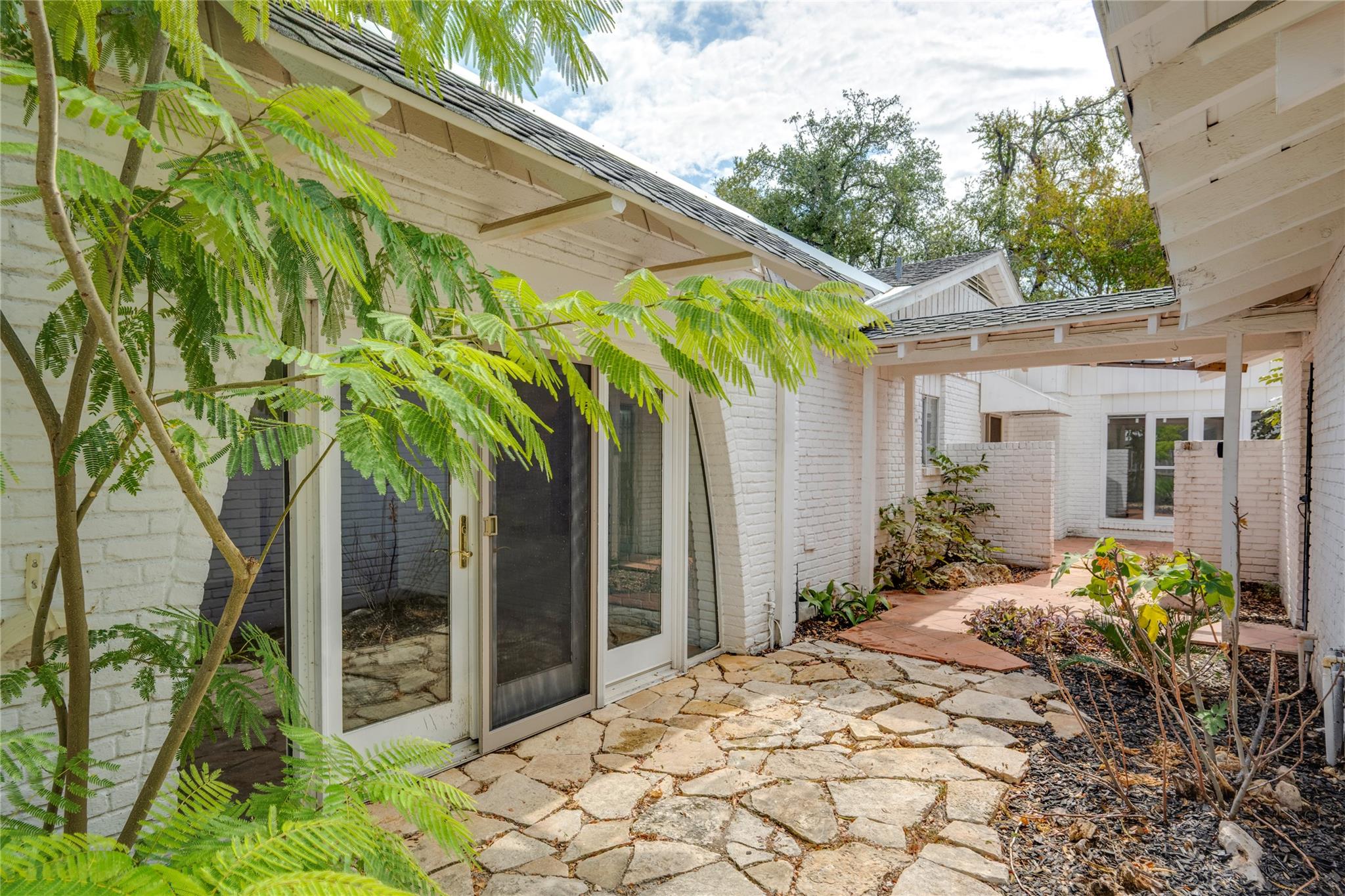 4202 N Hills Dr, Austin, TX 78731