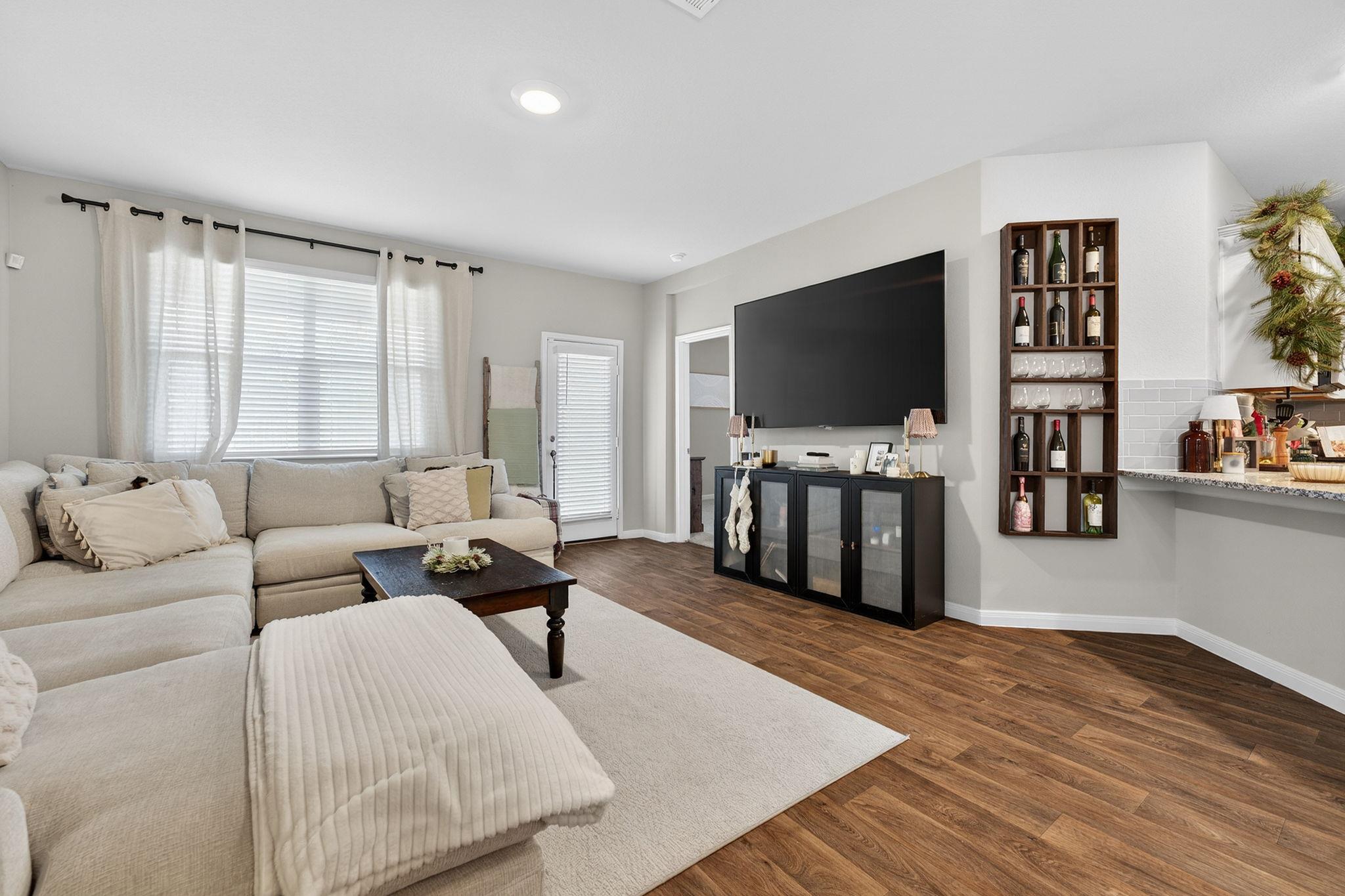 301 Carolina Buckthorn Dr, Kyle, TX 78640