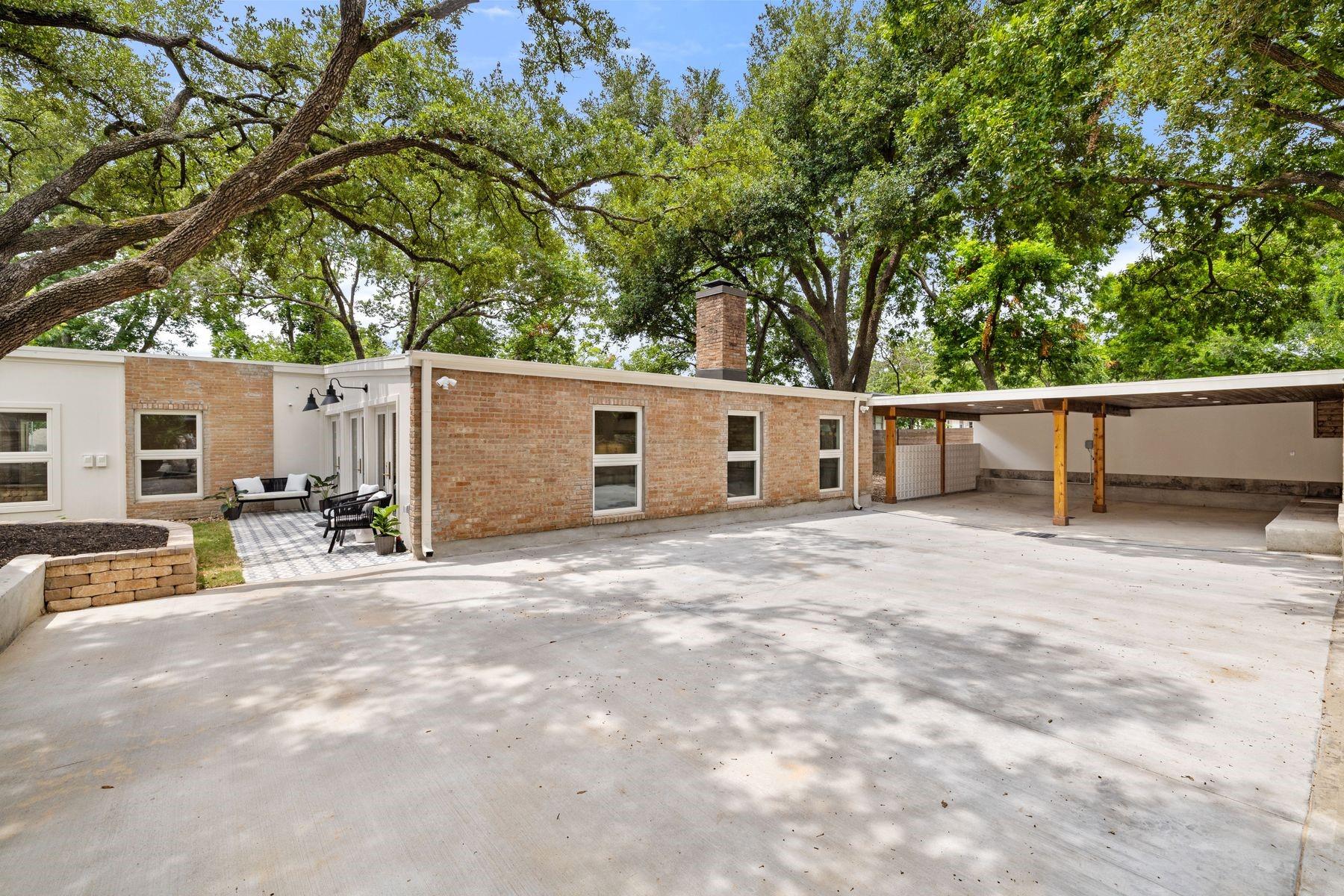 1503 E 15th St, Georgetown, TX 78626