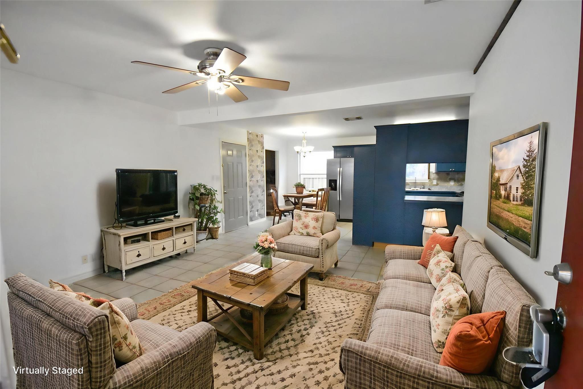 608 Wilkes St, Smithville, TX 78957