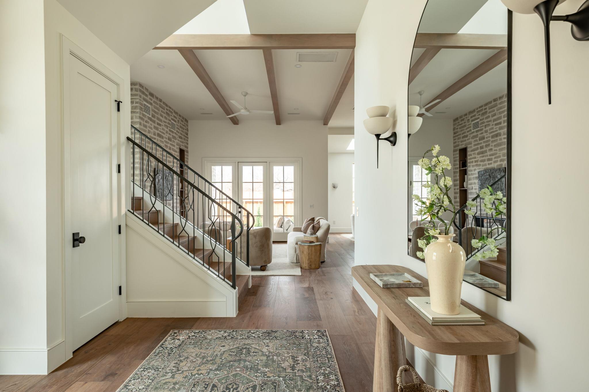 2105 Ann Arbor Ave, Austin, TX 78704