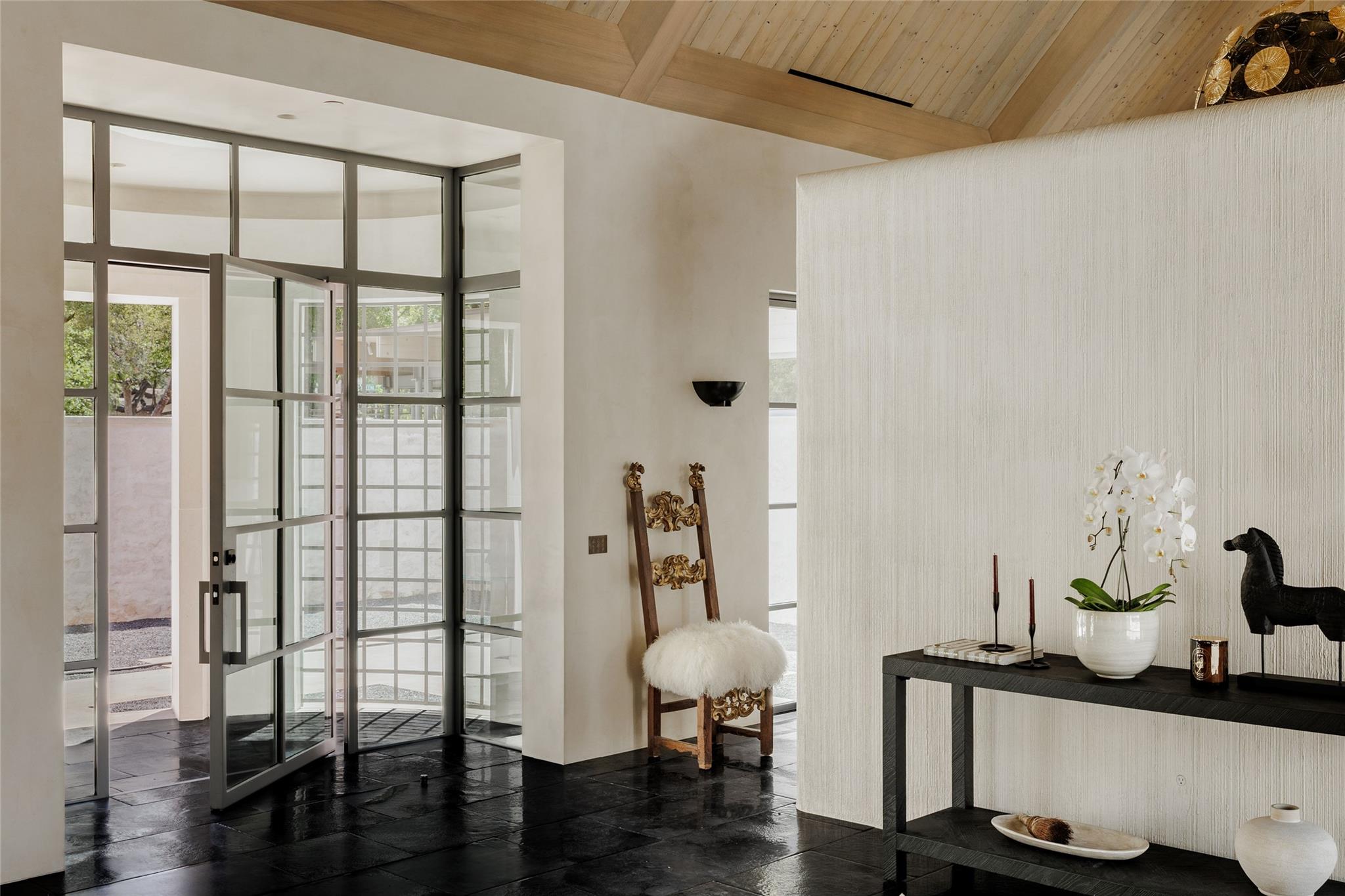 2600 Tanglewood Trl, Austin, TX 78703