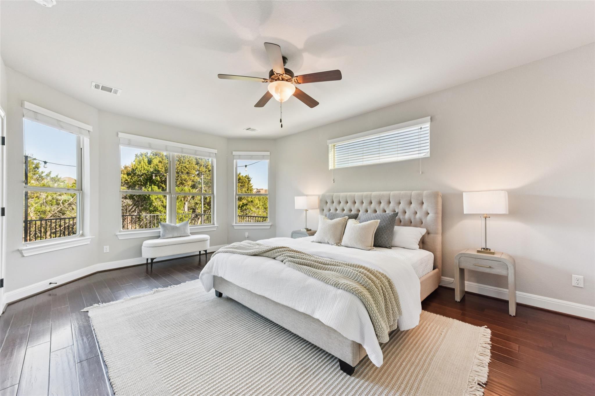 5629 Siragusa Dr, Austin, TX 78738