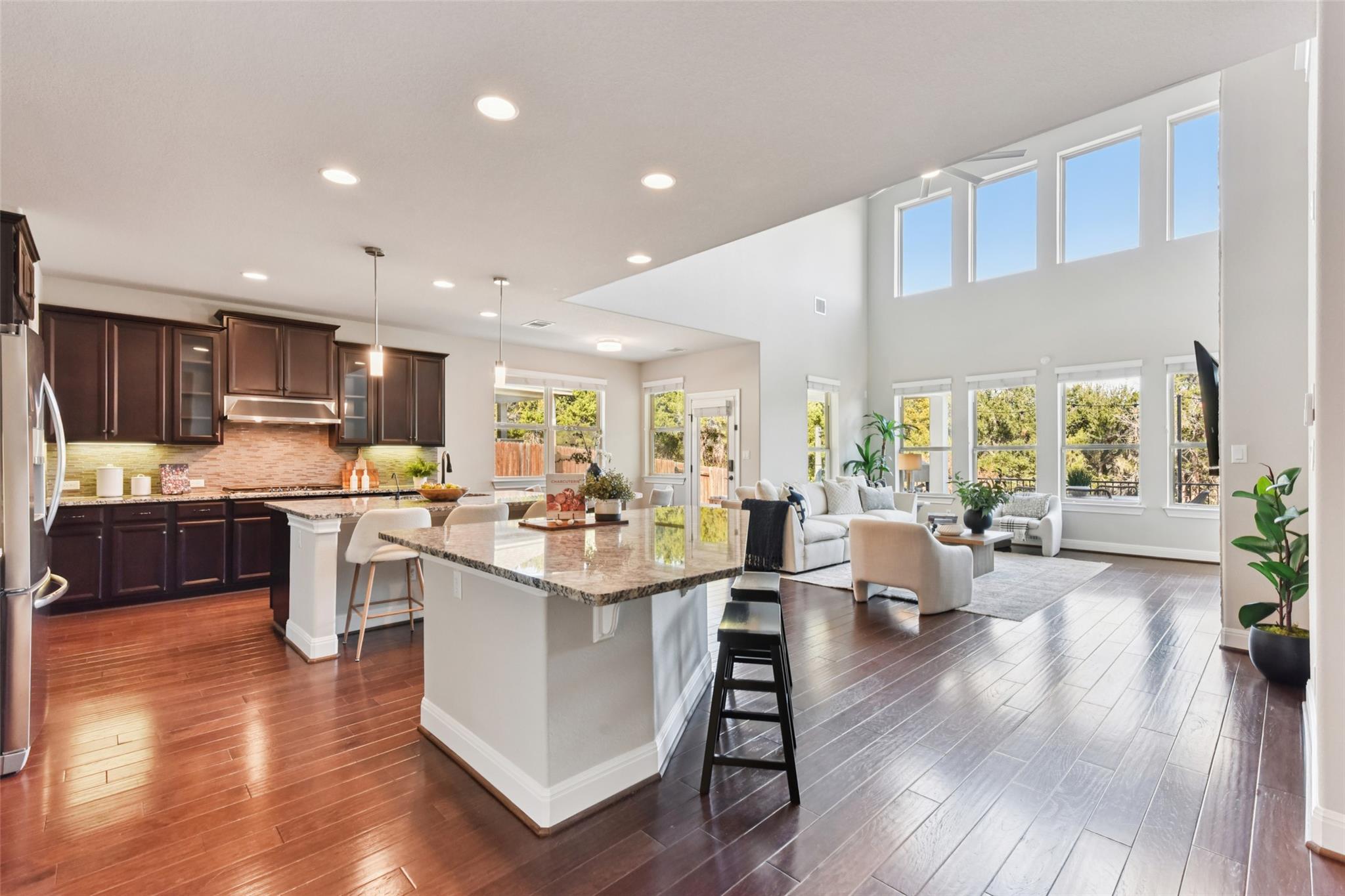 5629 Siragusa Dr, Austin, TX 78738