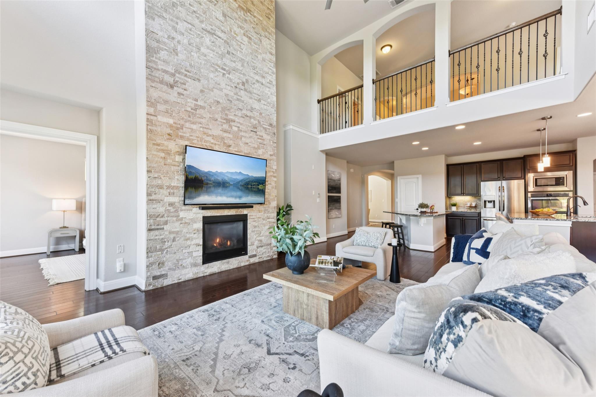 5629 Siragusa Dr, Austin, TX 78738