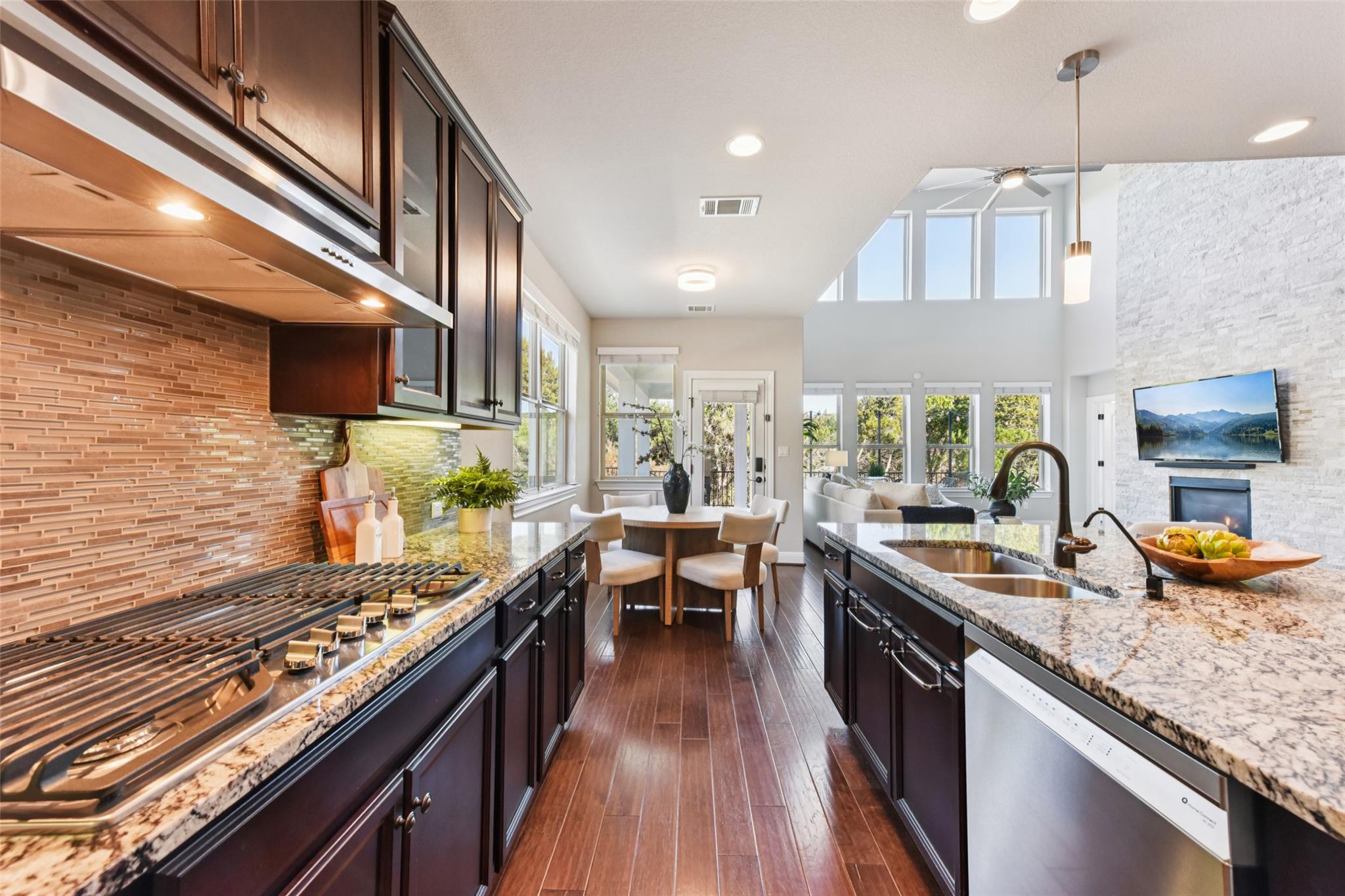 5629 Siragusa Dr, Austin, TX 78738