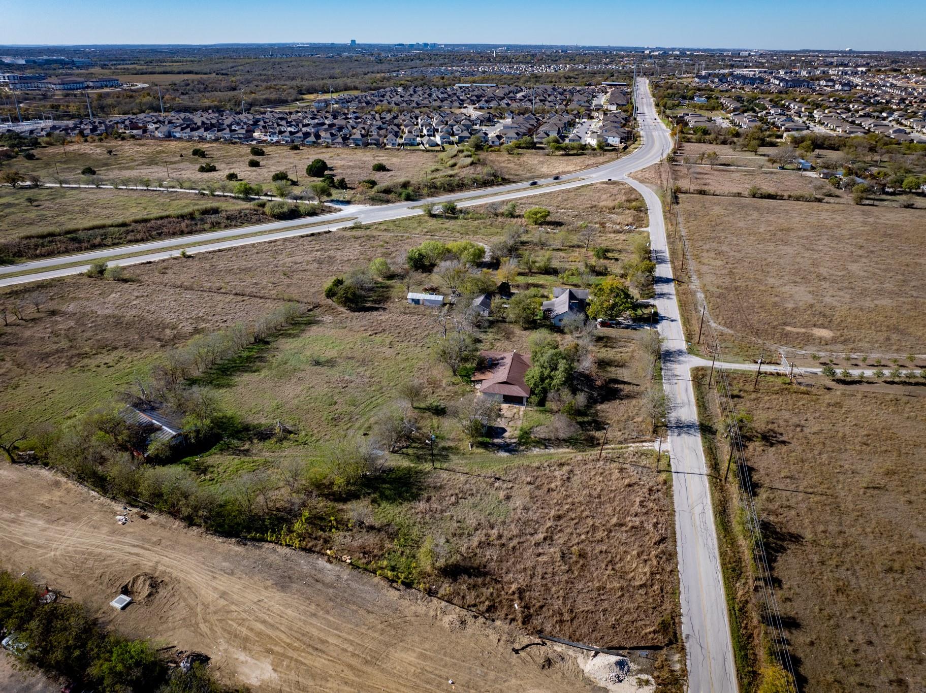 5307 Gregg Ln, Manor, TX 78653