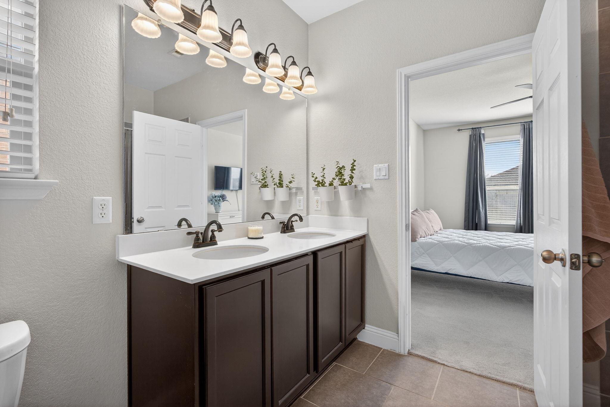 19813 Shinning Isle Run, Pflugerville, TX 78660