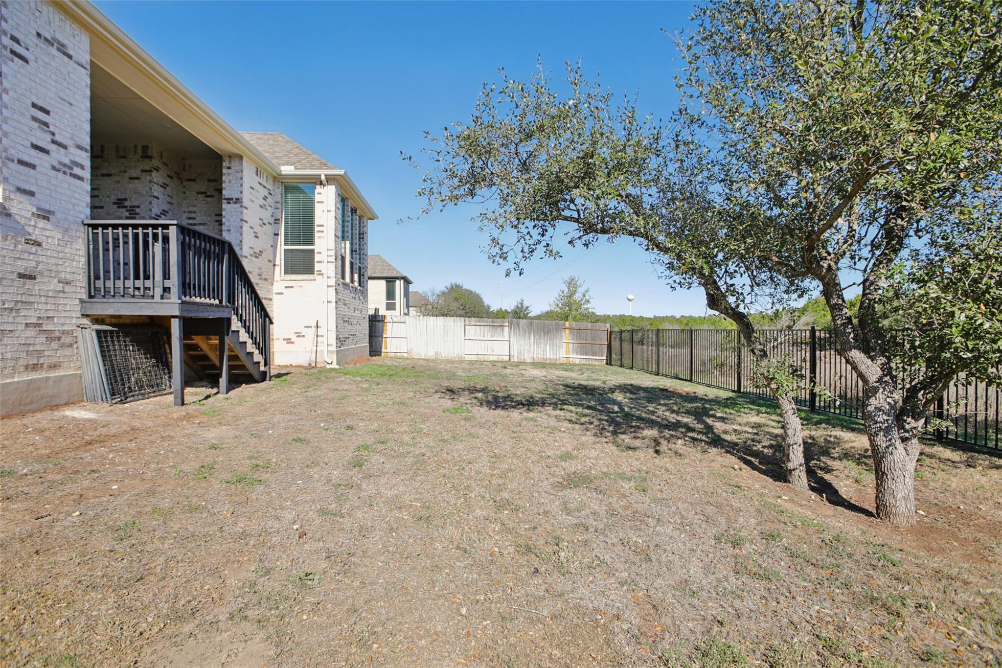 517 Copper Sage Dr, San Marcos, TX 78666