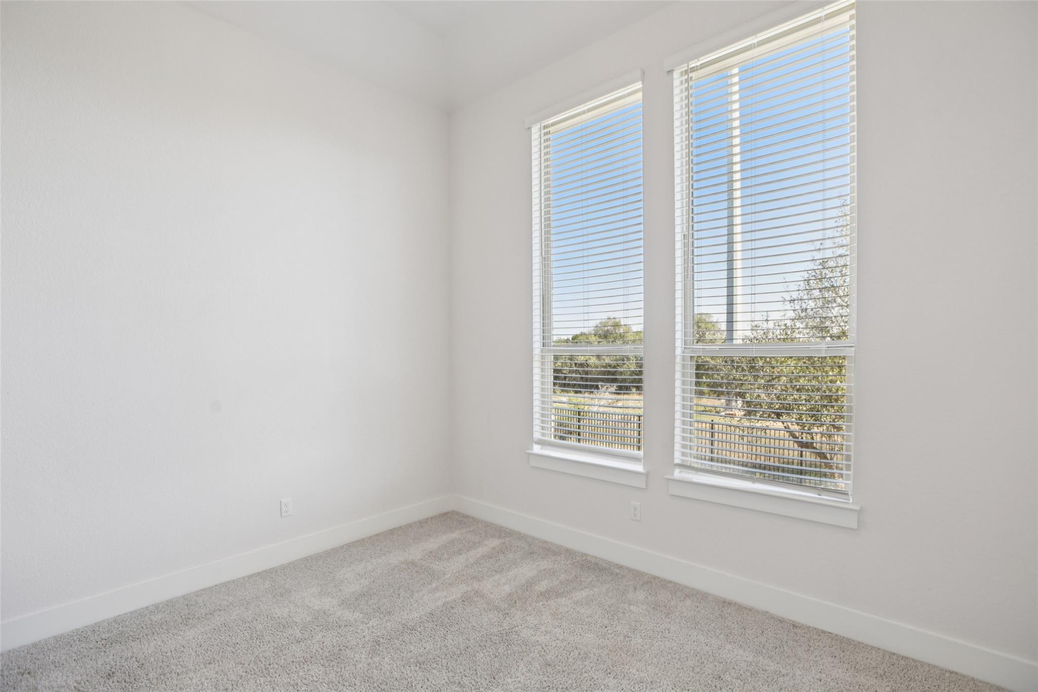 517 Copper Sage Dr, San Marcos, TX 78666