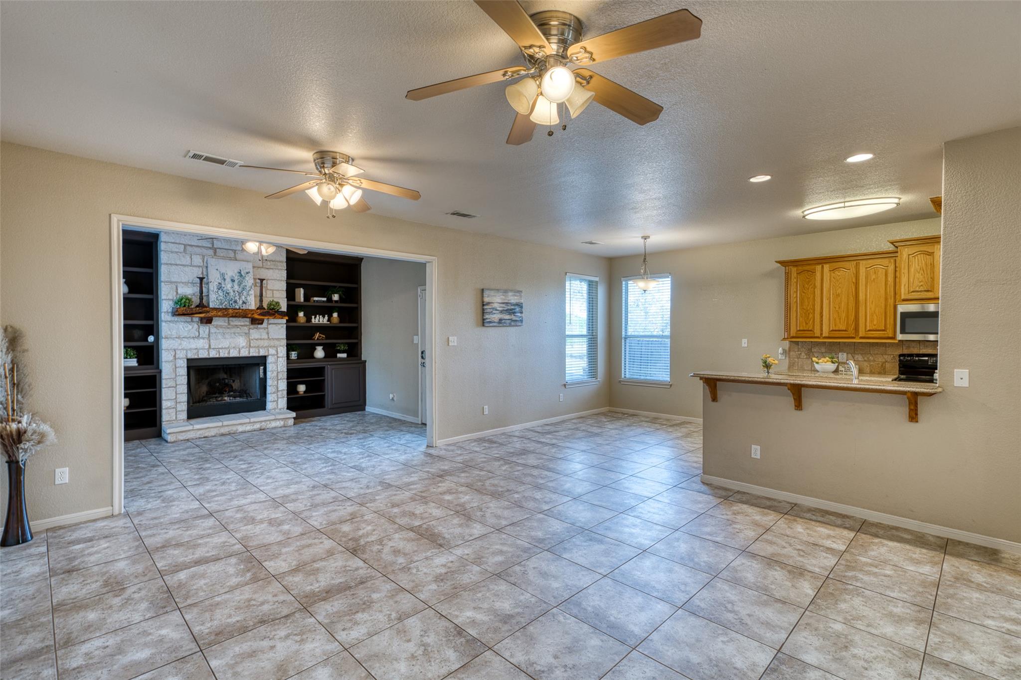 326 Sunrise Hls, Lampasas, TX 76550