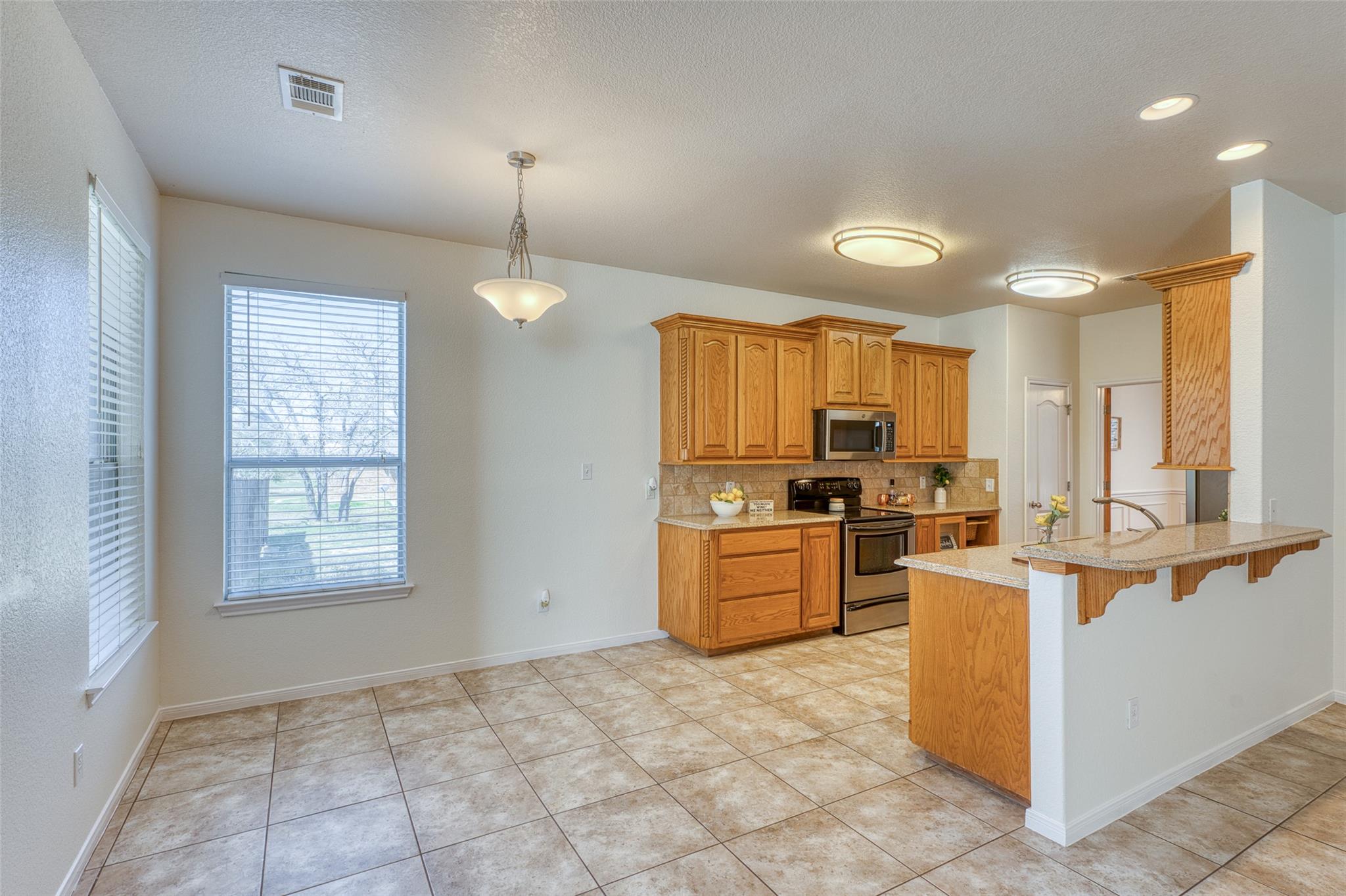 326 Sunrise Hls, Lampasas, TX 76550