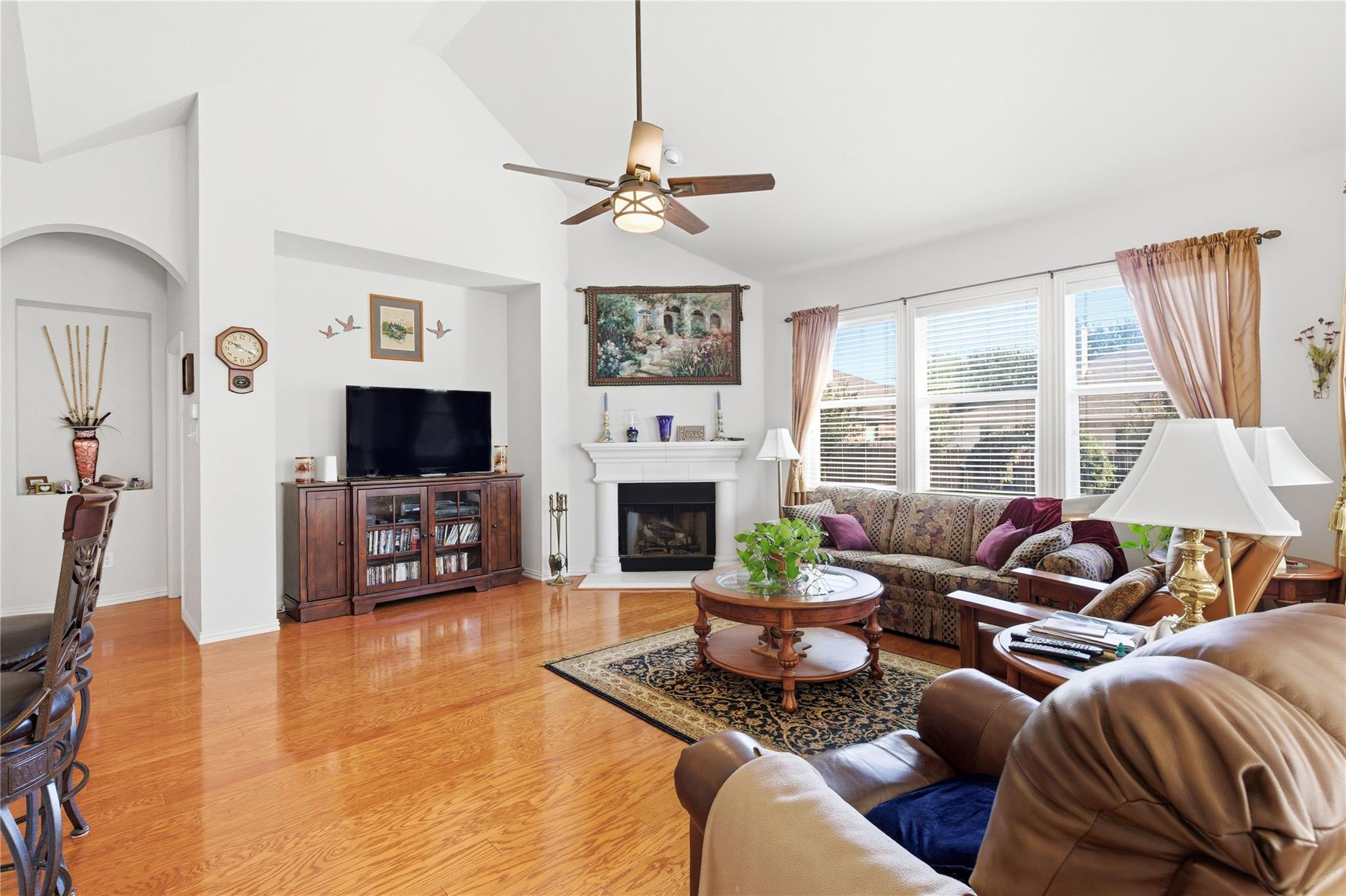 2508 Tumbling River Dr, Leander, TX 78641