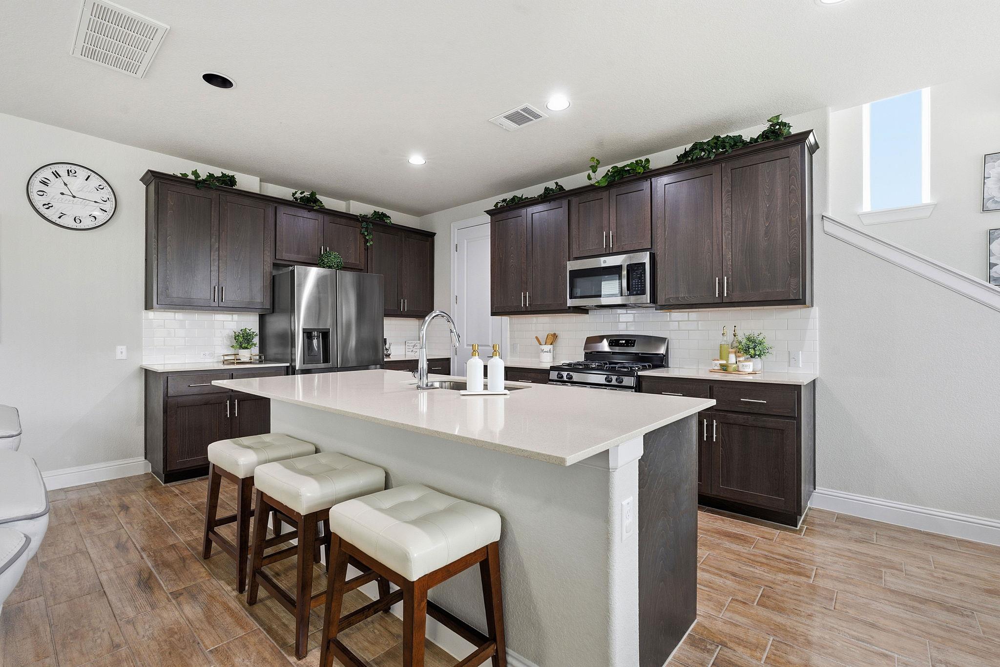 152 Riverhill Dr, Georgetown, TX 78628