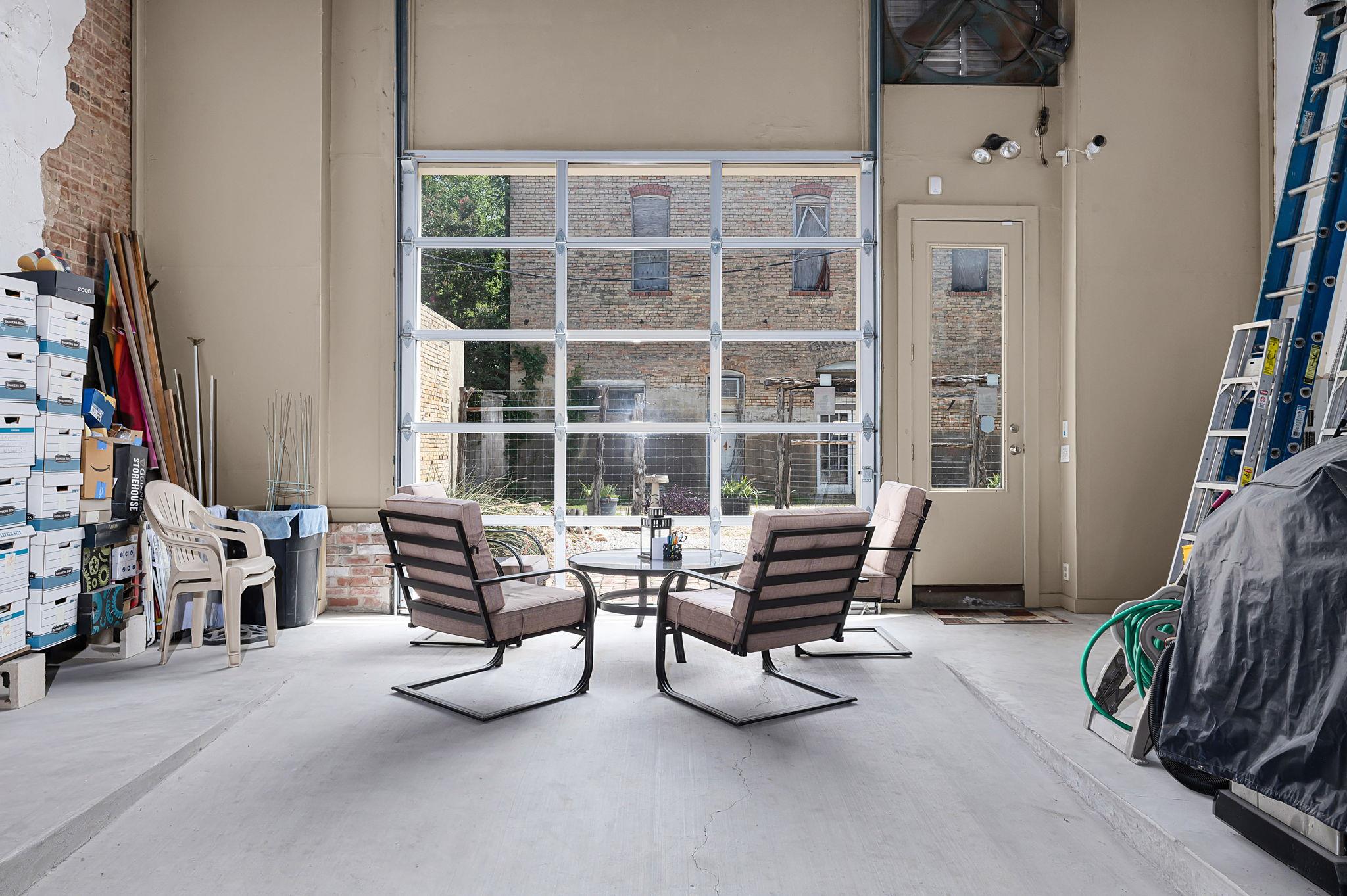 207 E Clark St, Bartlett, TX 76511