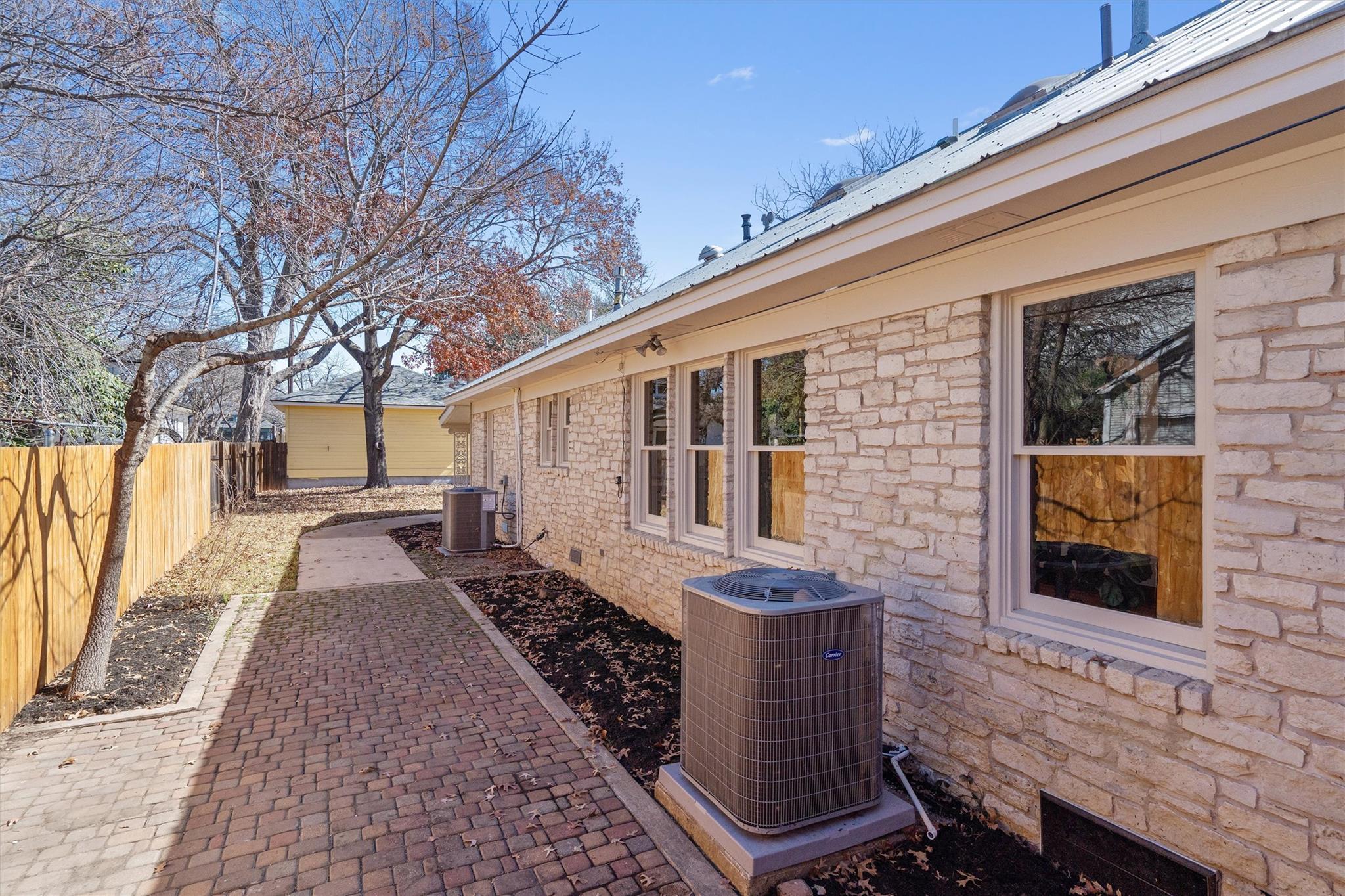 1605 S Austin Ave, Georgetown, TX 78626