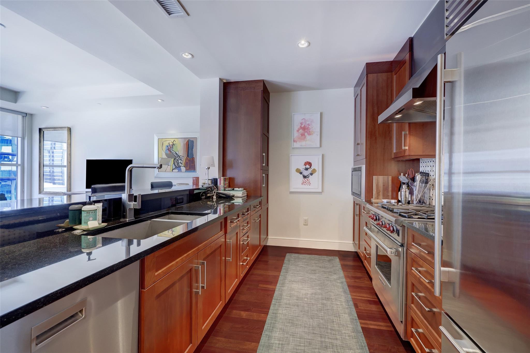 98 San Jacinto Blvd # 1803, Austin, TX 78701