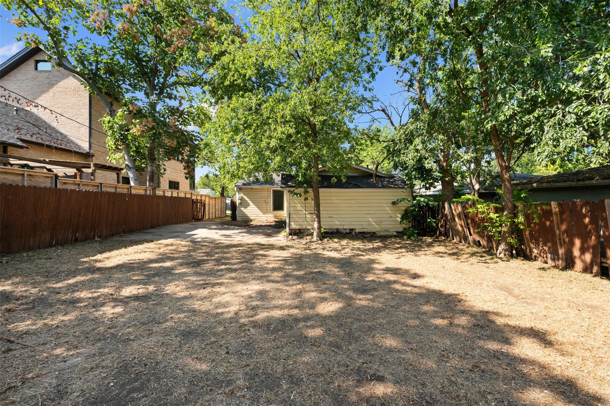 1910 W 33rd St, Austin, TX 78703