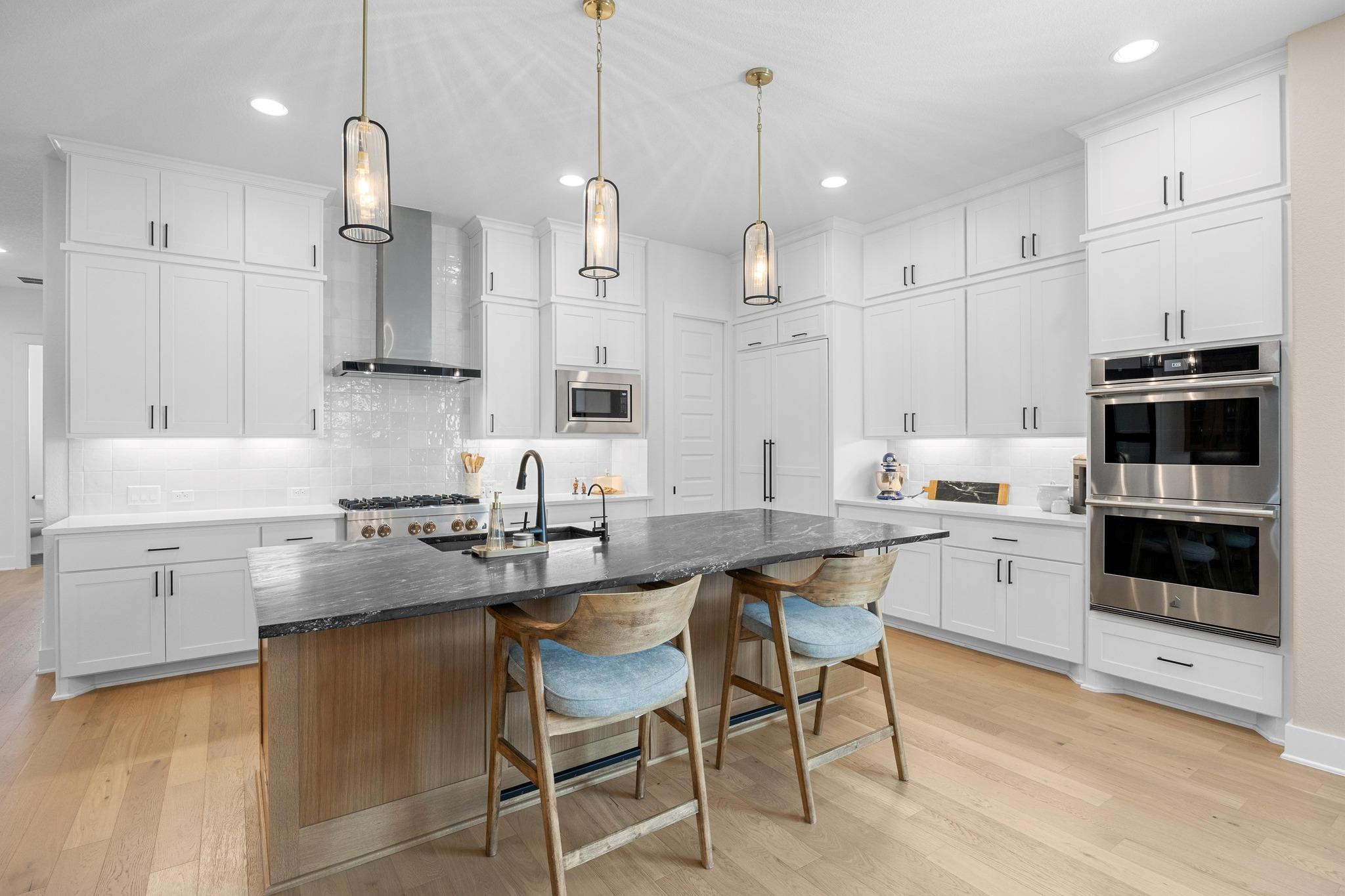 815 Flint Ridge Trl, Georgetown, TX 78628