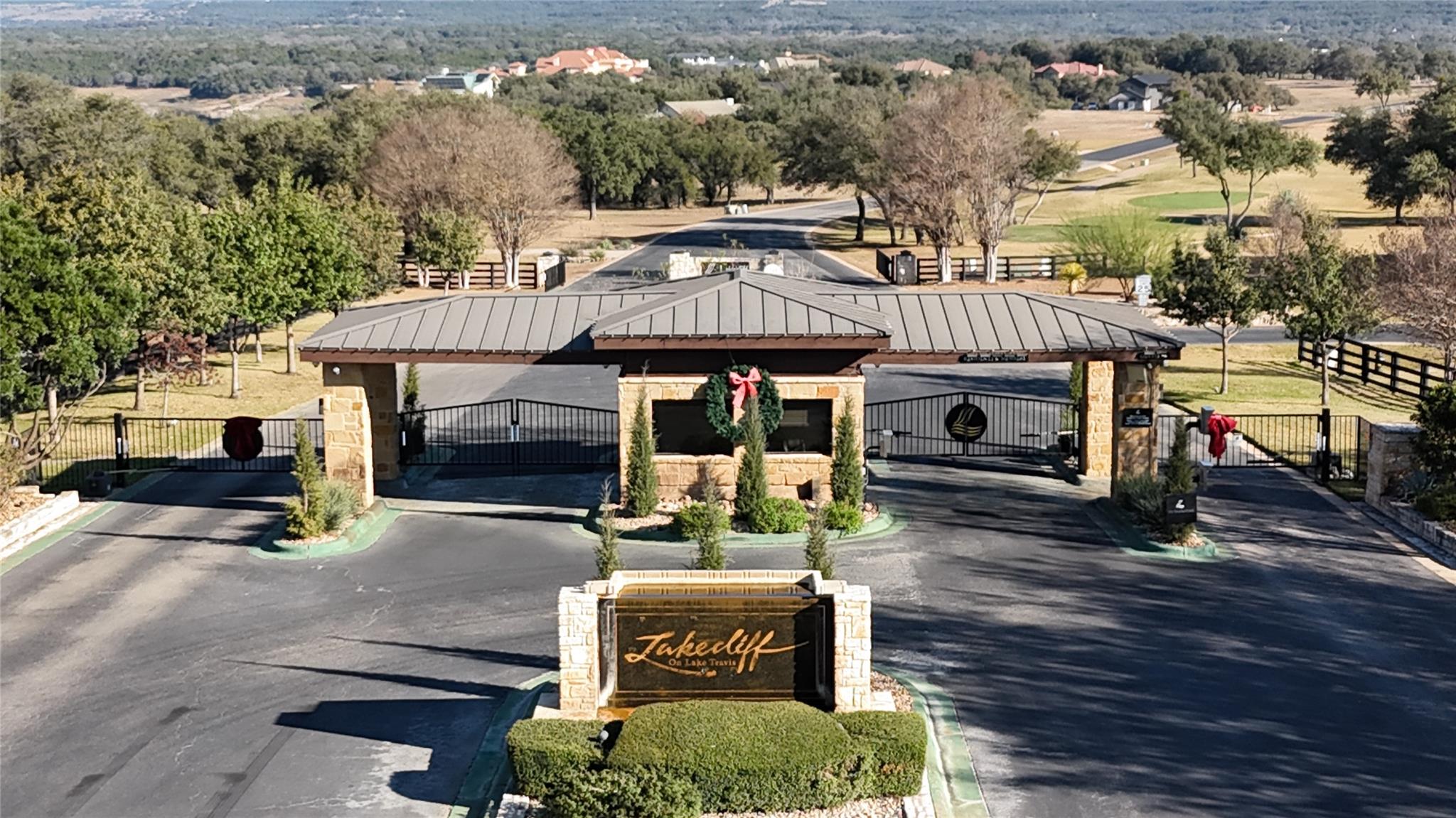 3517 Kahala Sunset Dr, Spicewood, TX 78669