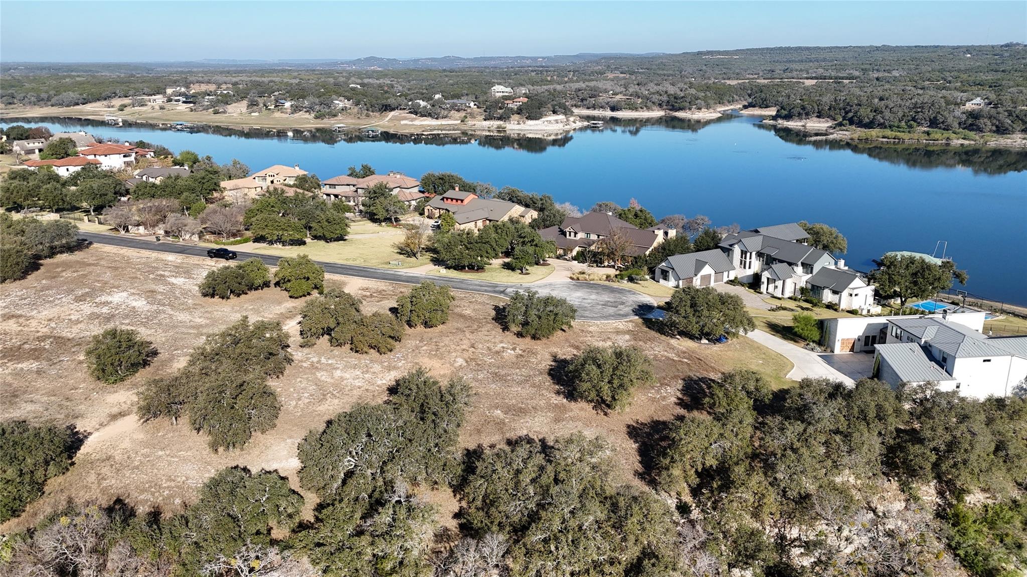 3517 Kahala Sunset Dr, Spicewood, TX 78669