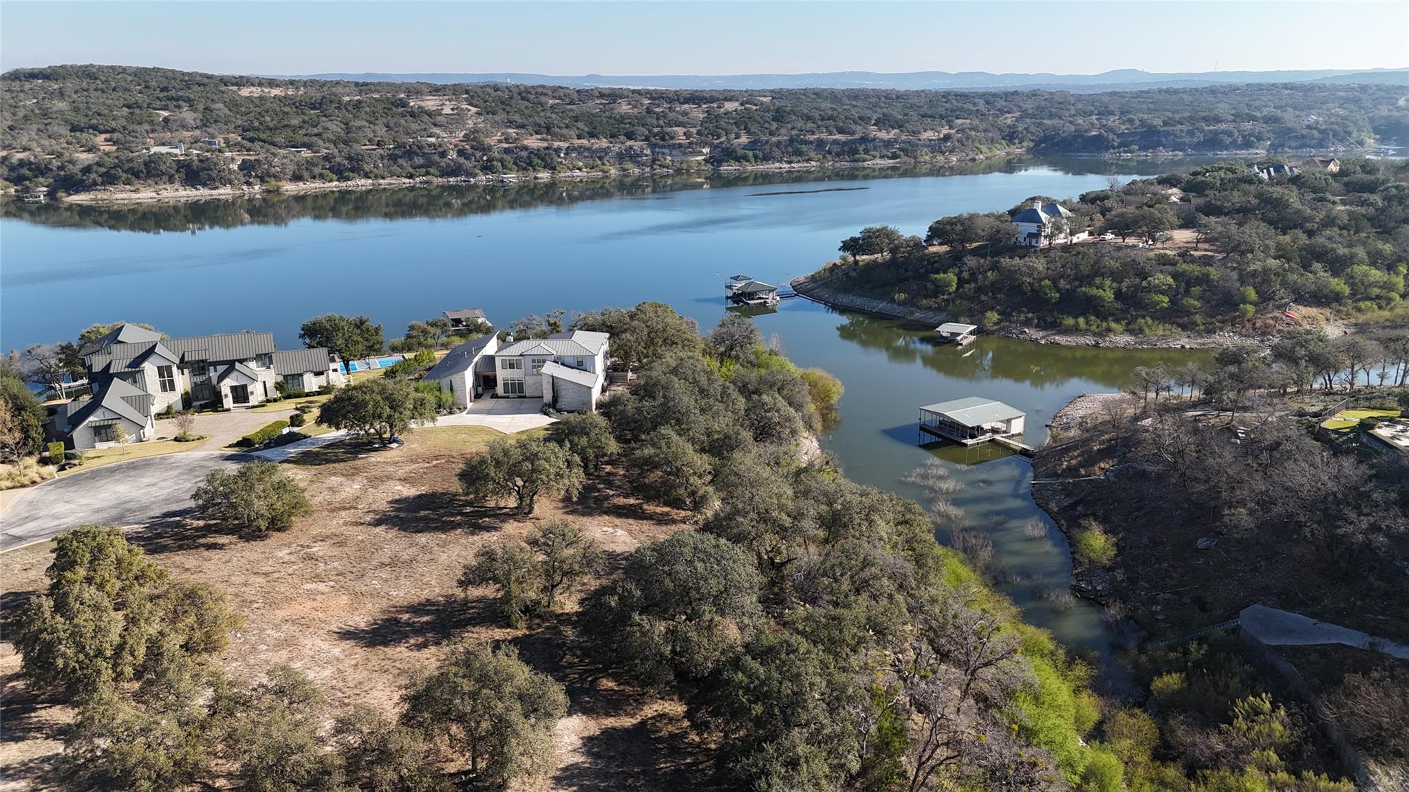 3517 Kahala Sunset Dr, Spicewood, TX 78669